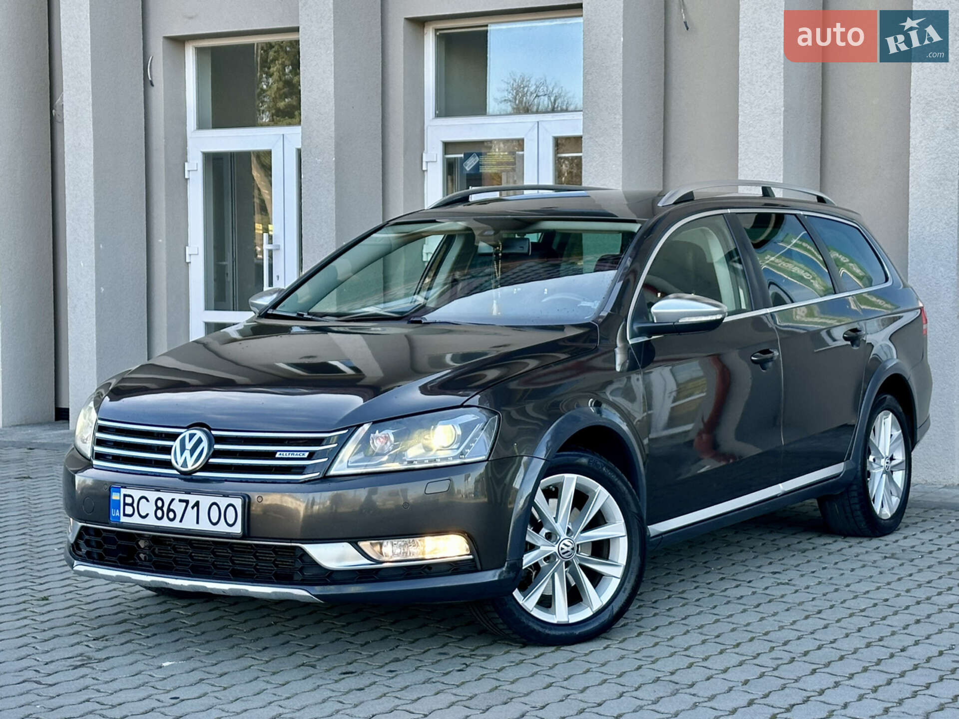 VOLKSWAGEN PASSAT 2013