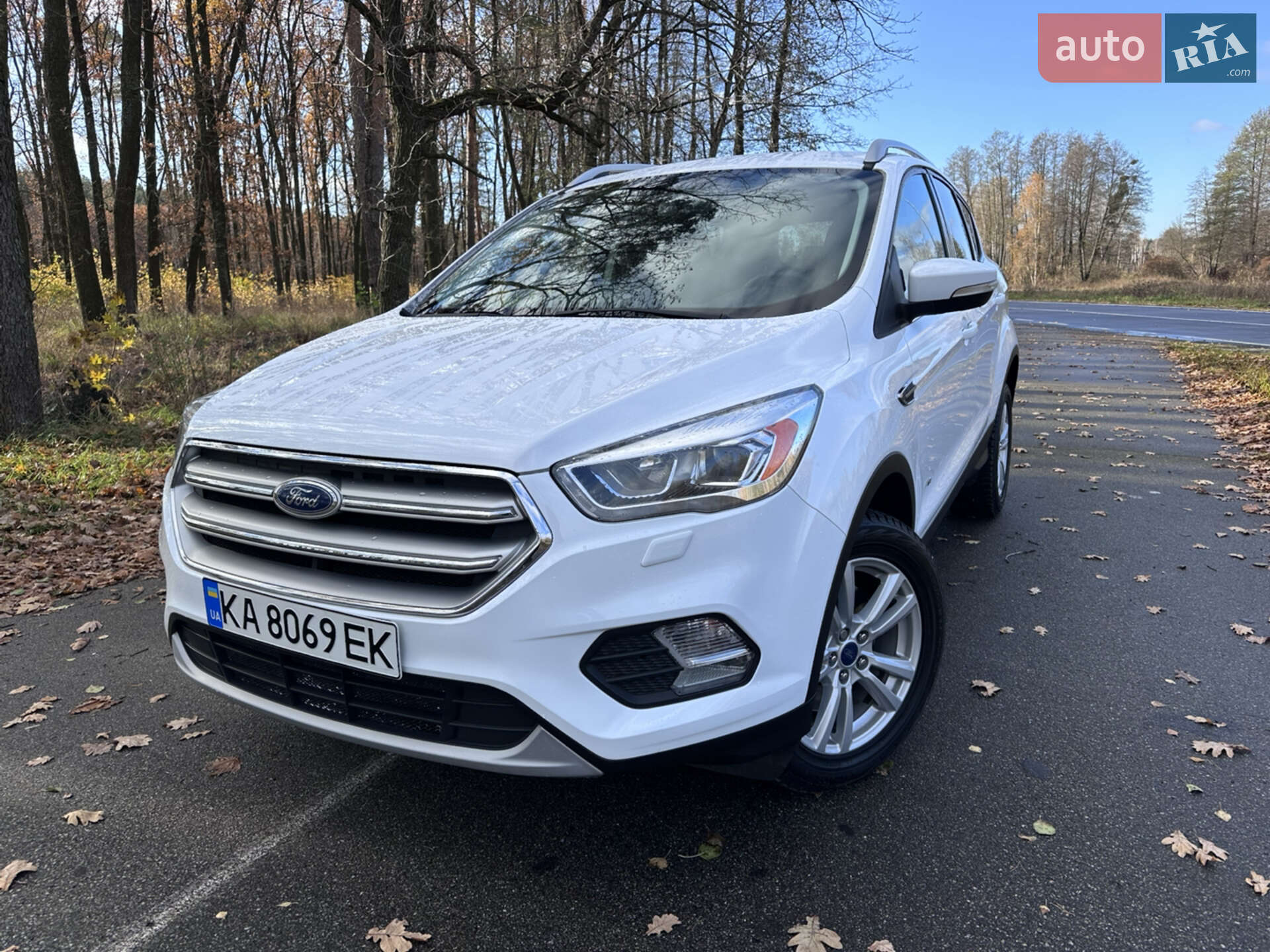 Головне фото звіту автомобіля FORD KUGA 2016