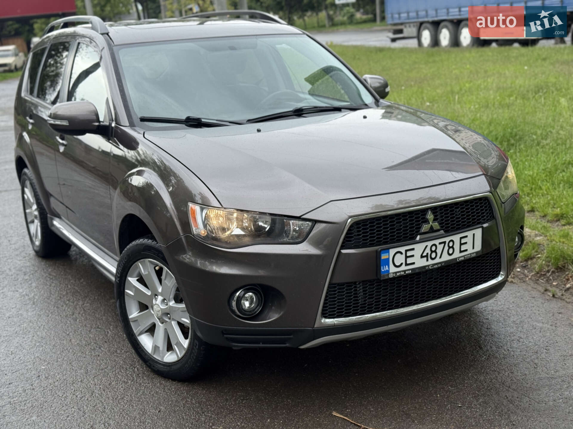 MITSUBISHI OUTLANDER 2009