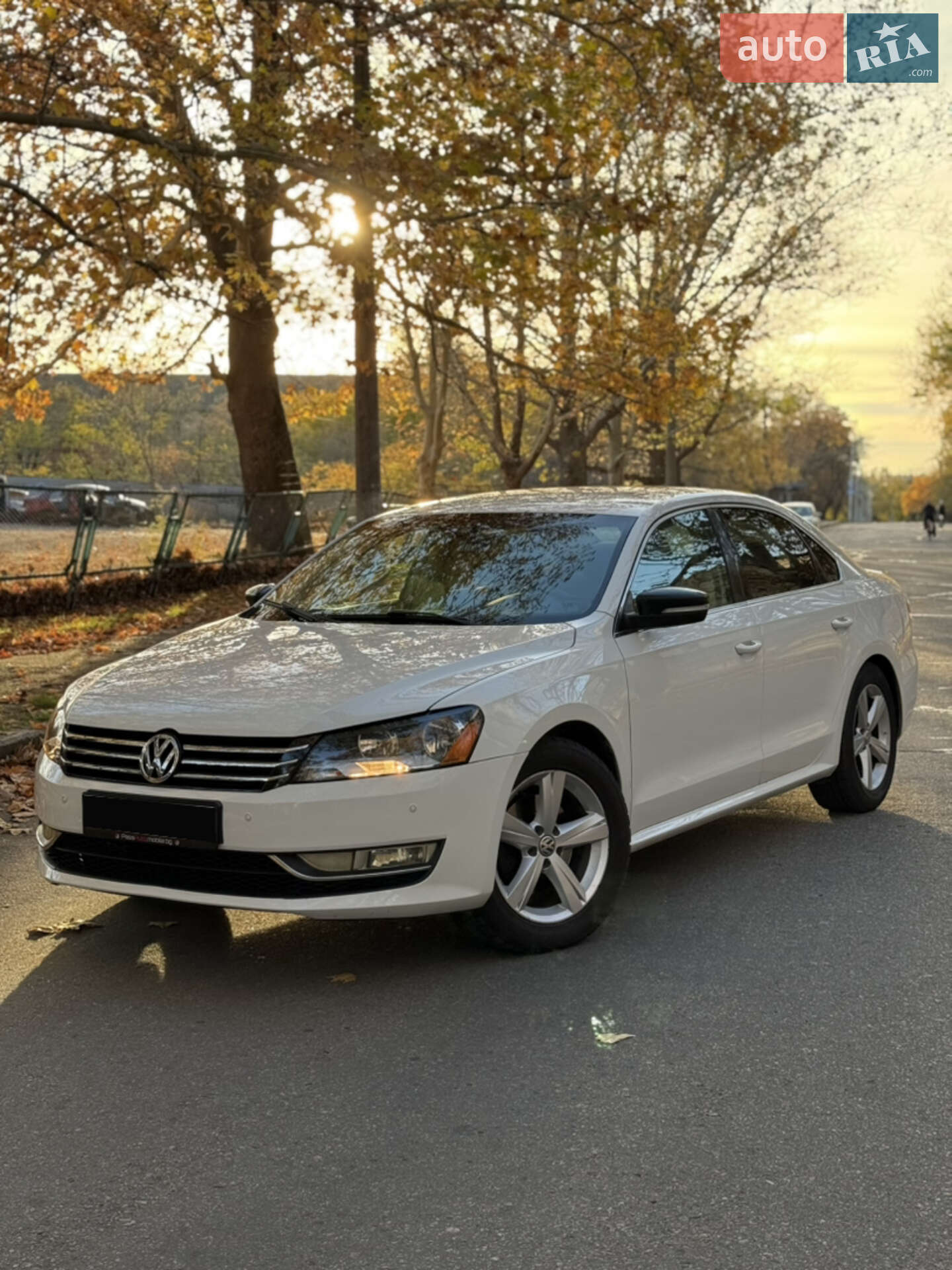 VOLKSWAGEN PASSAT 2013