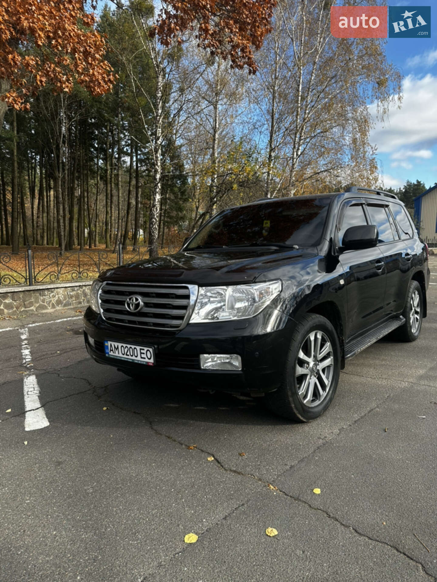 Головне фото звіту автомобіля TOYOTA LAND CRUISER 200 2011