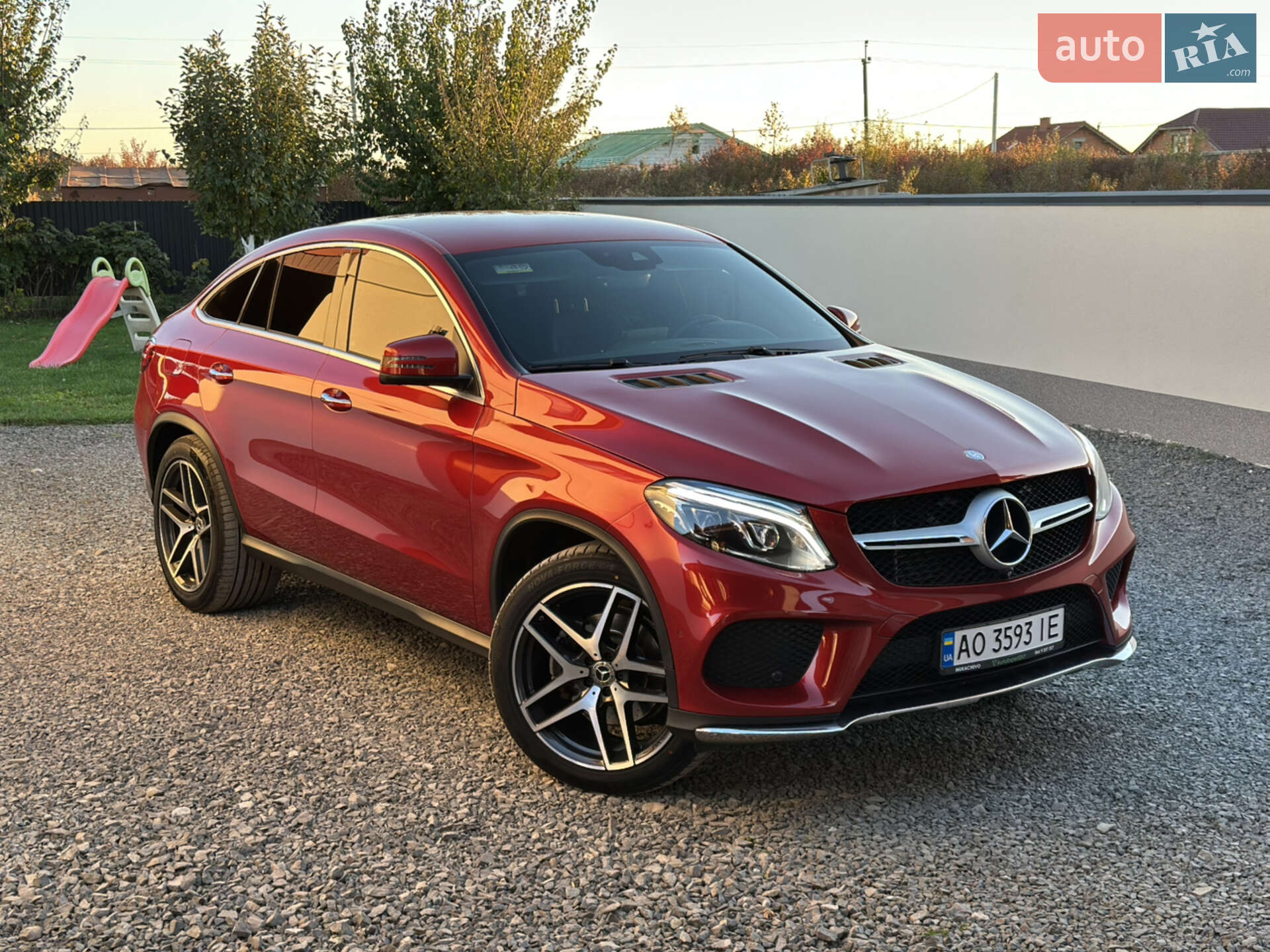 MERCEDES-BENZ GLE 350D 2015