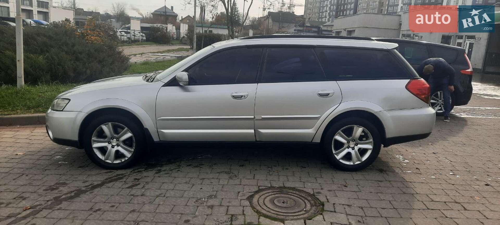 SUBARU LEGACY OUTBACK 2004