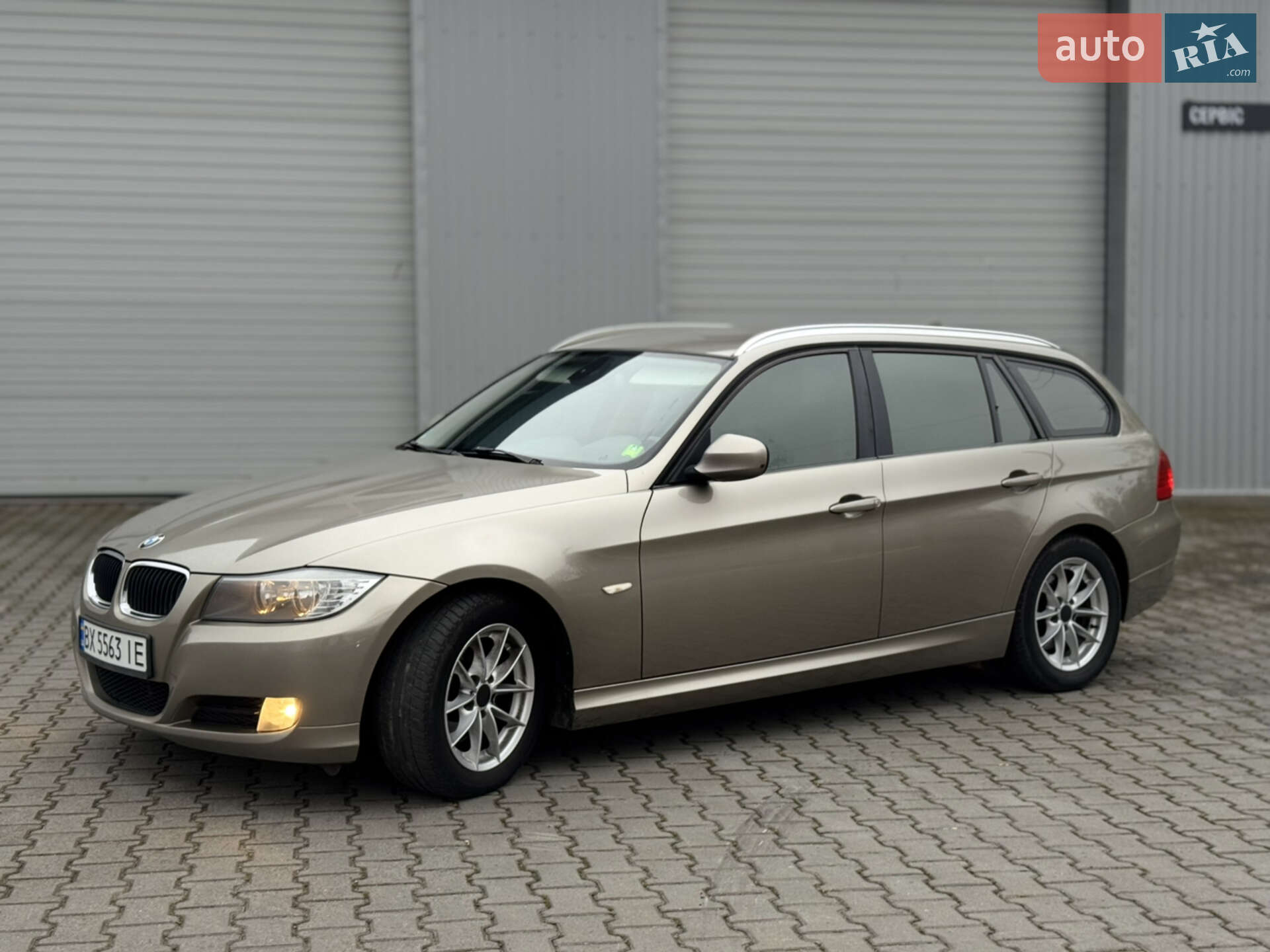 BMW 3 Series 2011