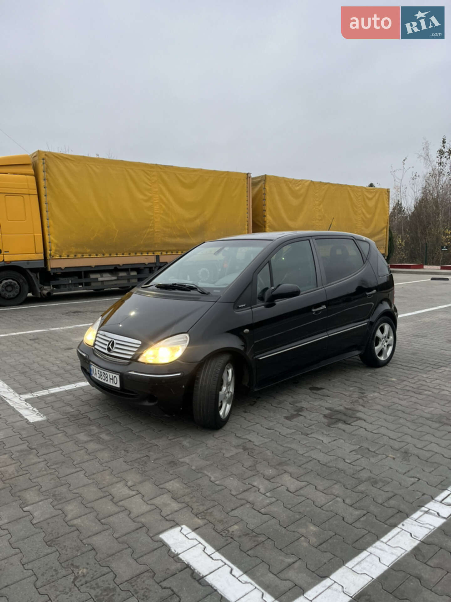MERCEDES-BENZ A 190 2001