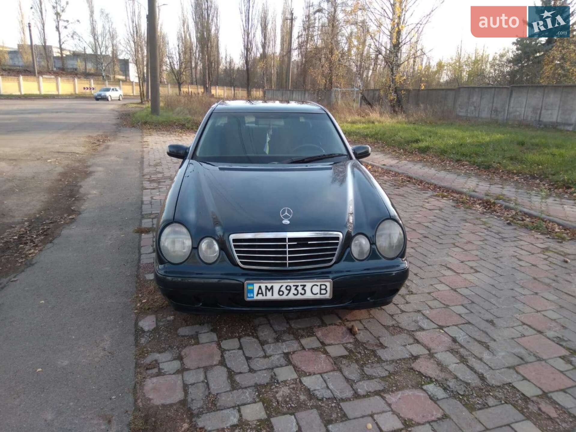 MERCEDES-BENZ E 200 2000