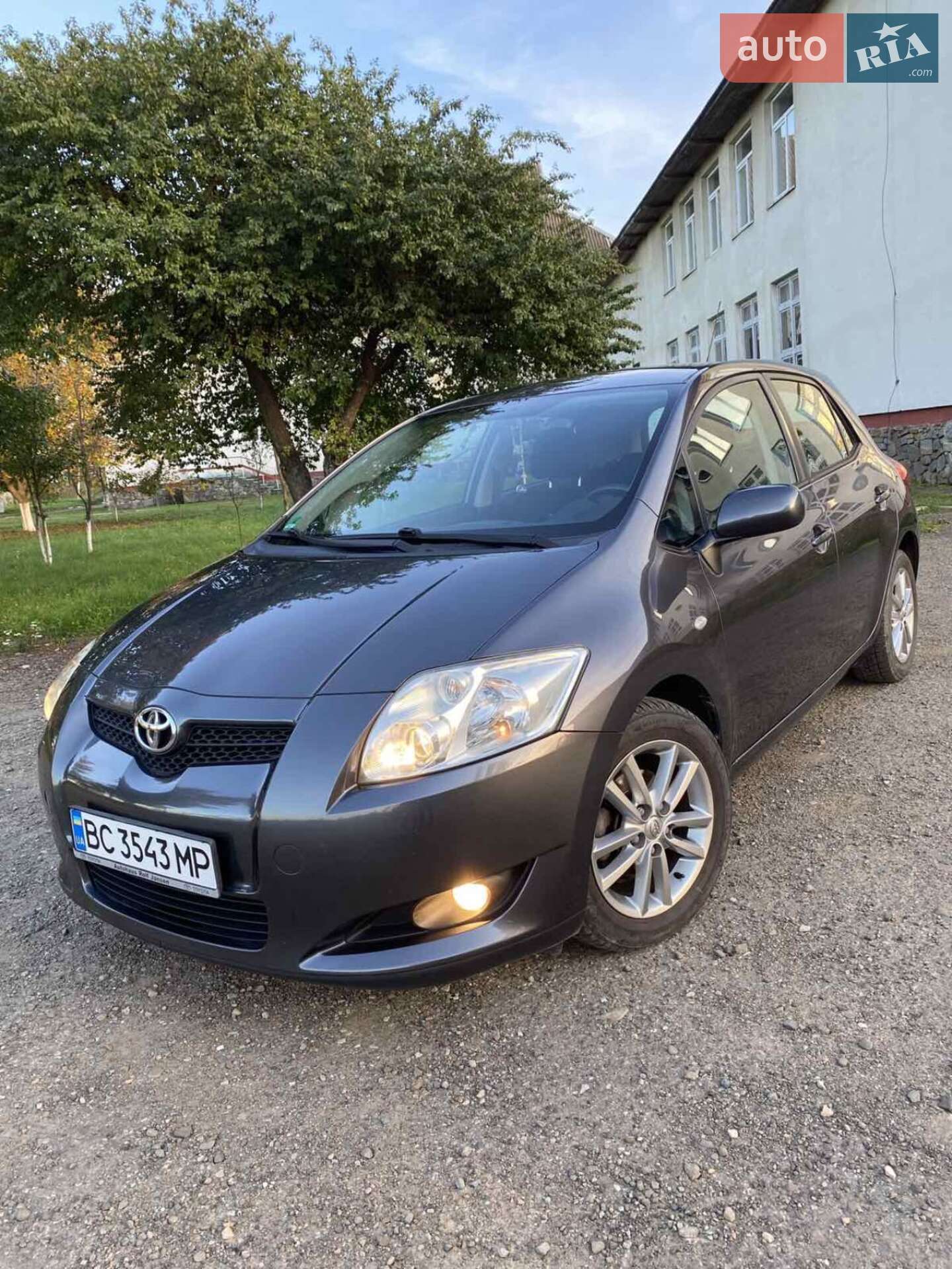 TOYOTA AURIS 2009
