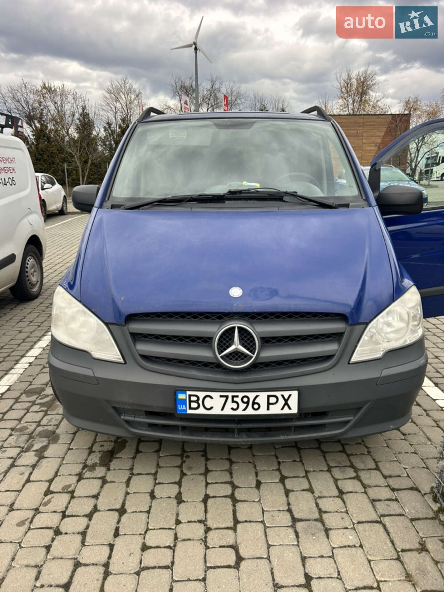 MERCEDES-BENZ VITO 113 2011