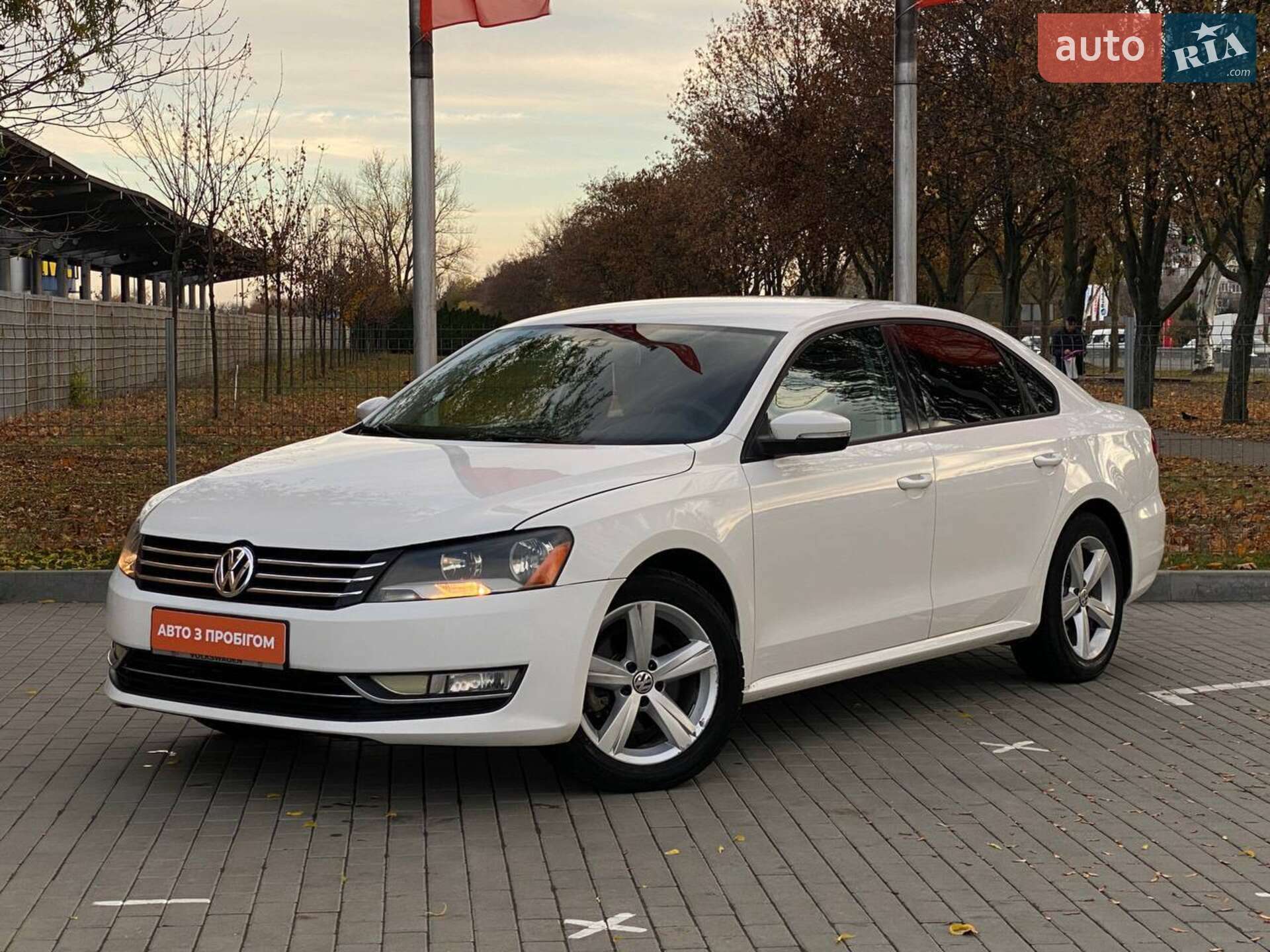 VOLKSWAGEN PASSAT 2014