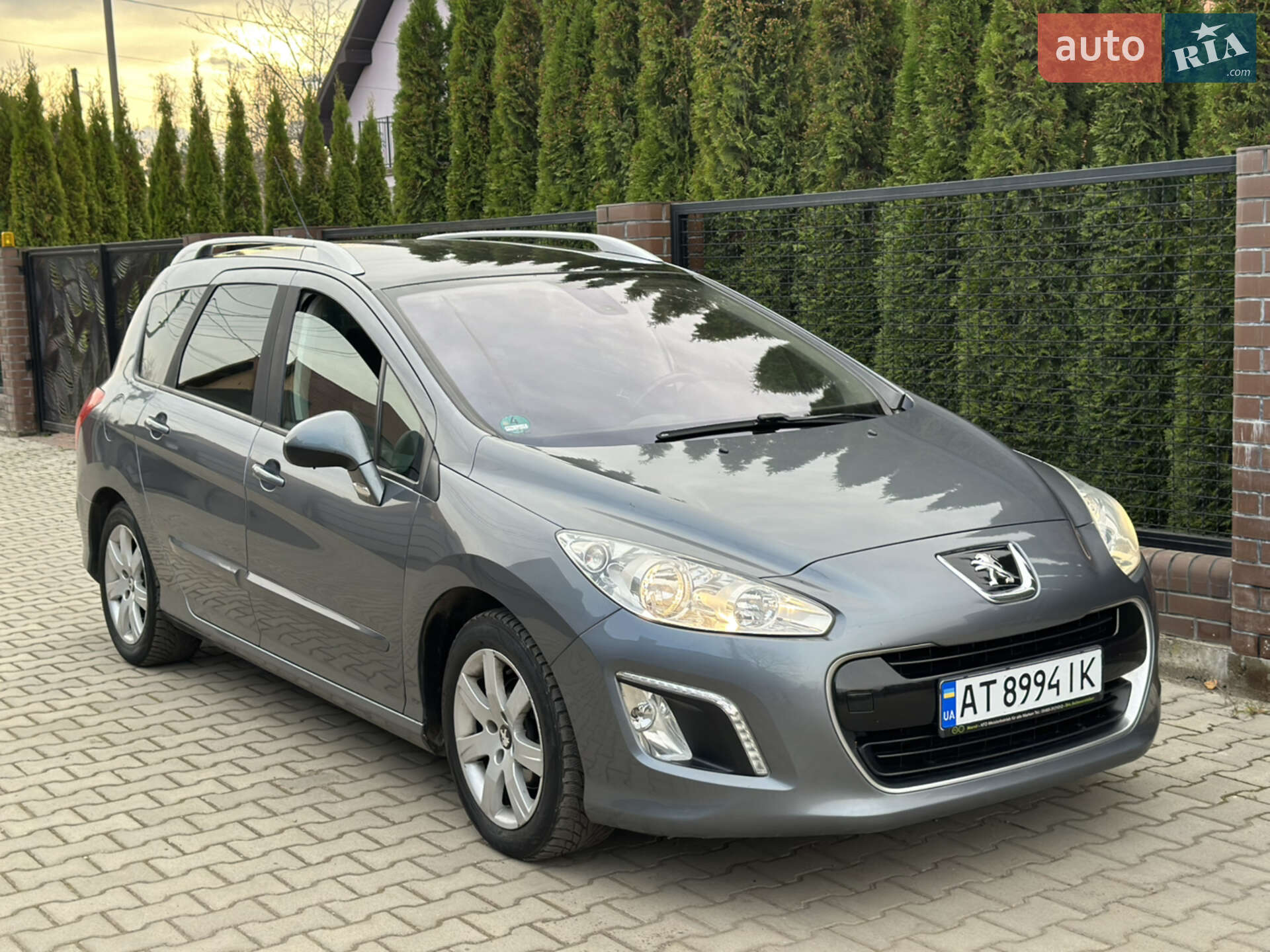 Головне фото звіту автомобіля PEUGEOT 308 2011