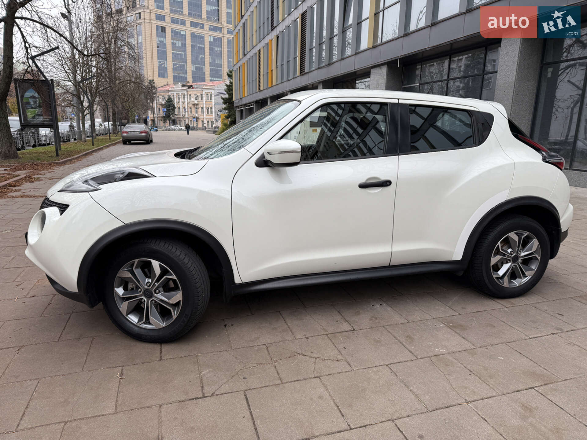 NISSAN JUKE 2016