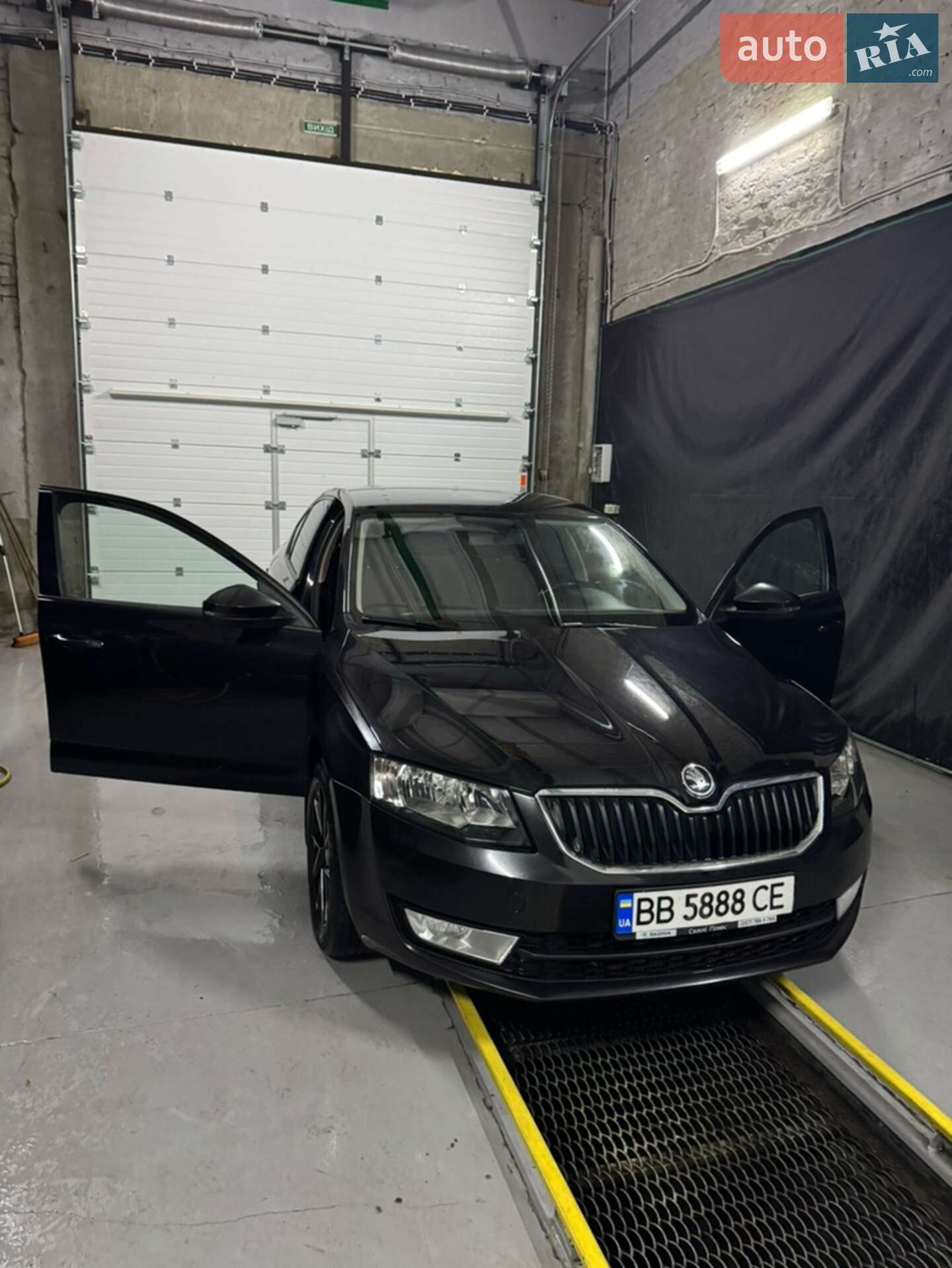 Головне фото звіту автомобіля SKODA OCTAVIA A7 2016