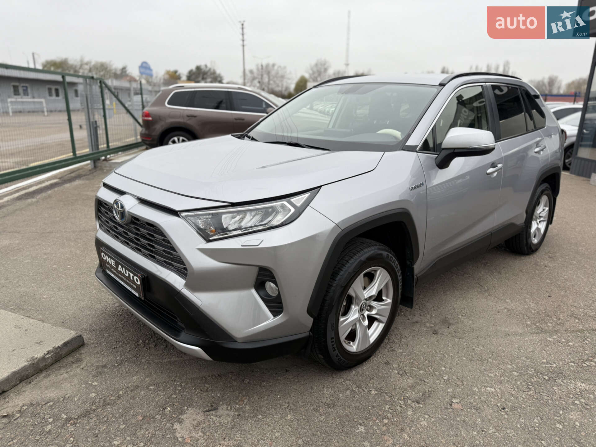 TOYOTA RAV-4 HYBRID 2019