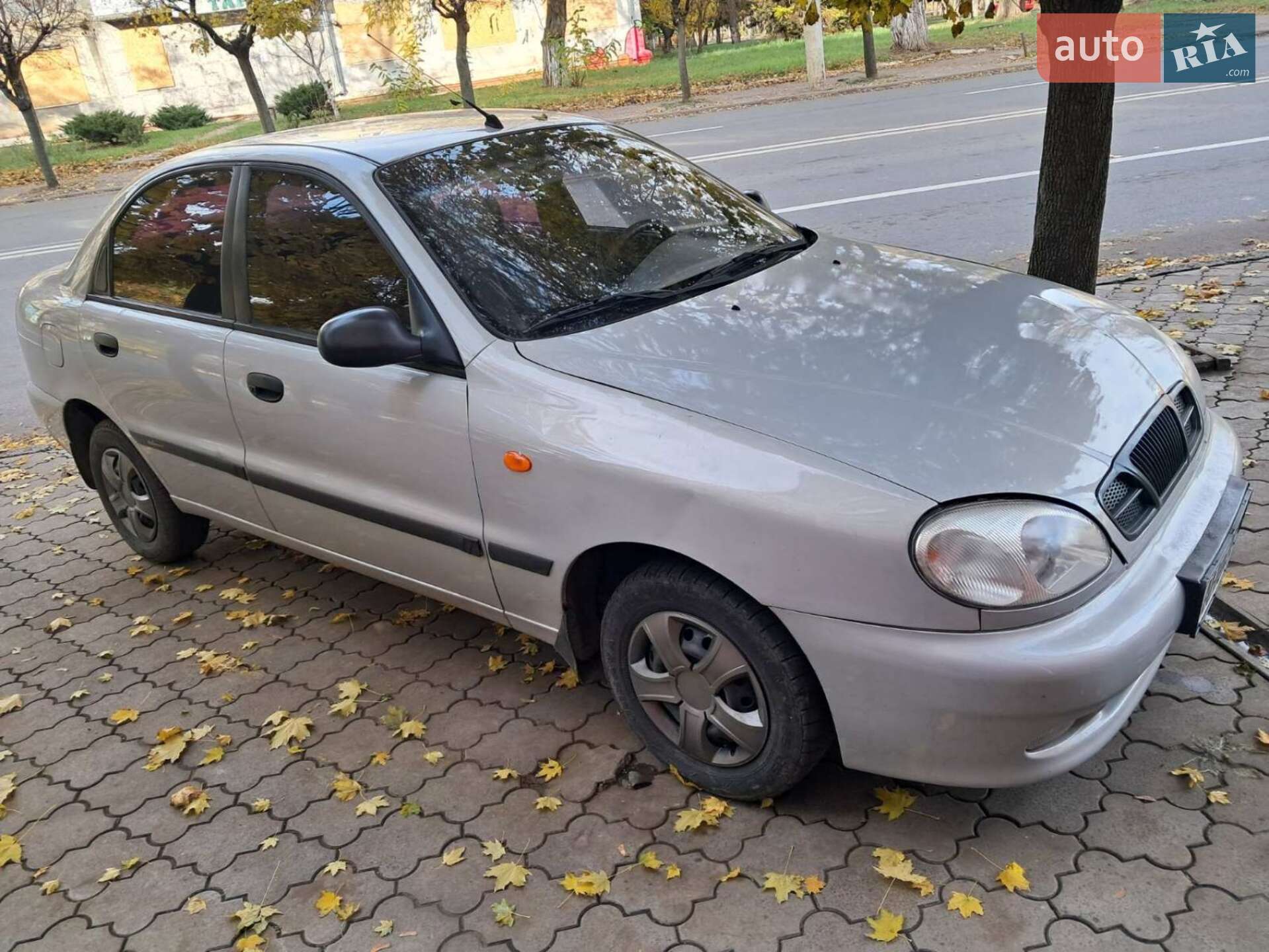 ЗАЗ TF698K 2012
