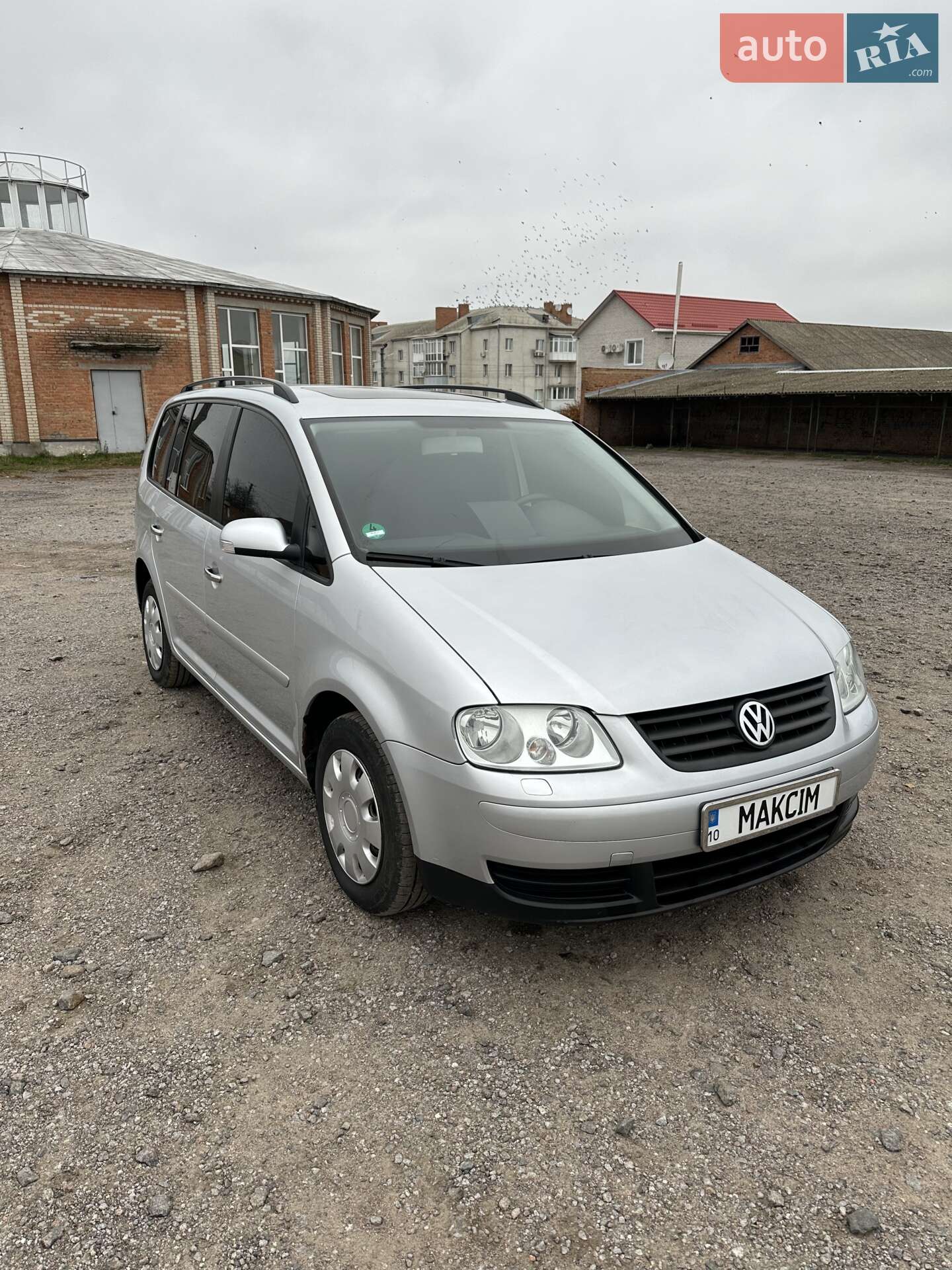 VOLKSWAGEN TOURAN 2005