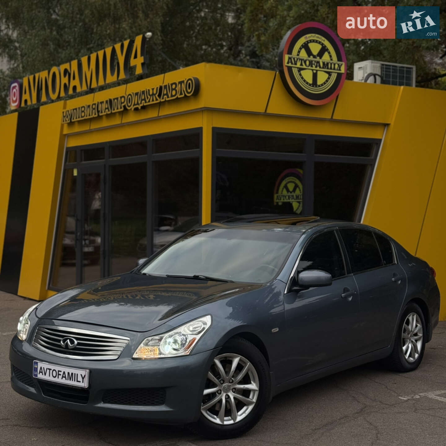 Головне фото звіту автомобіля INFINITI G35 2008