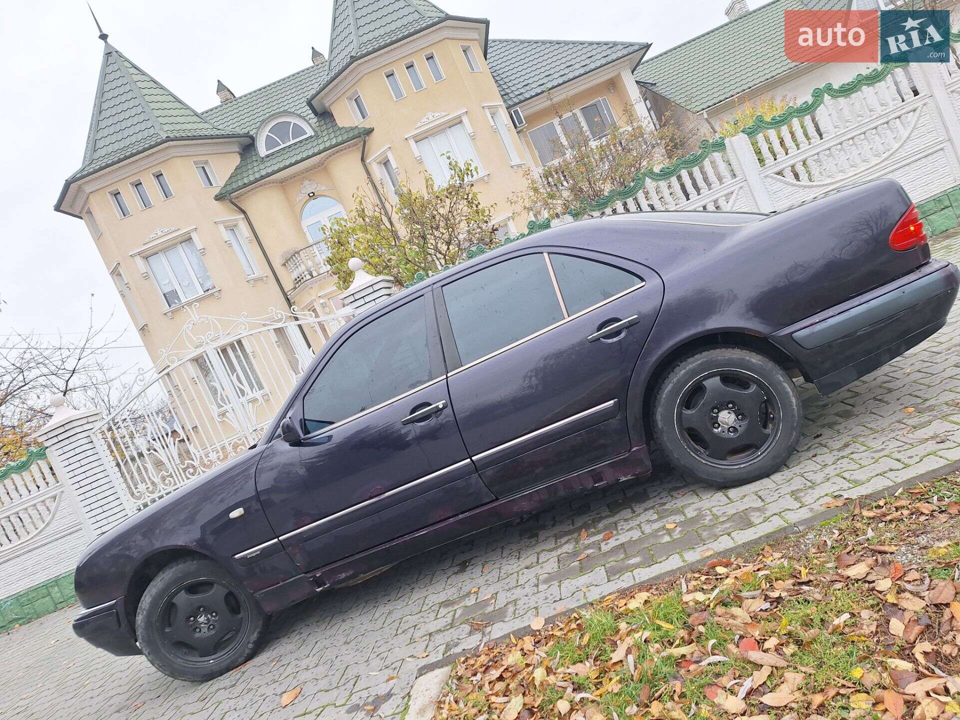 MERCEDES-BENZ E 320 1997