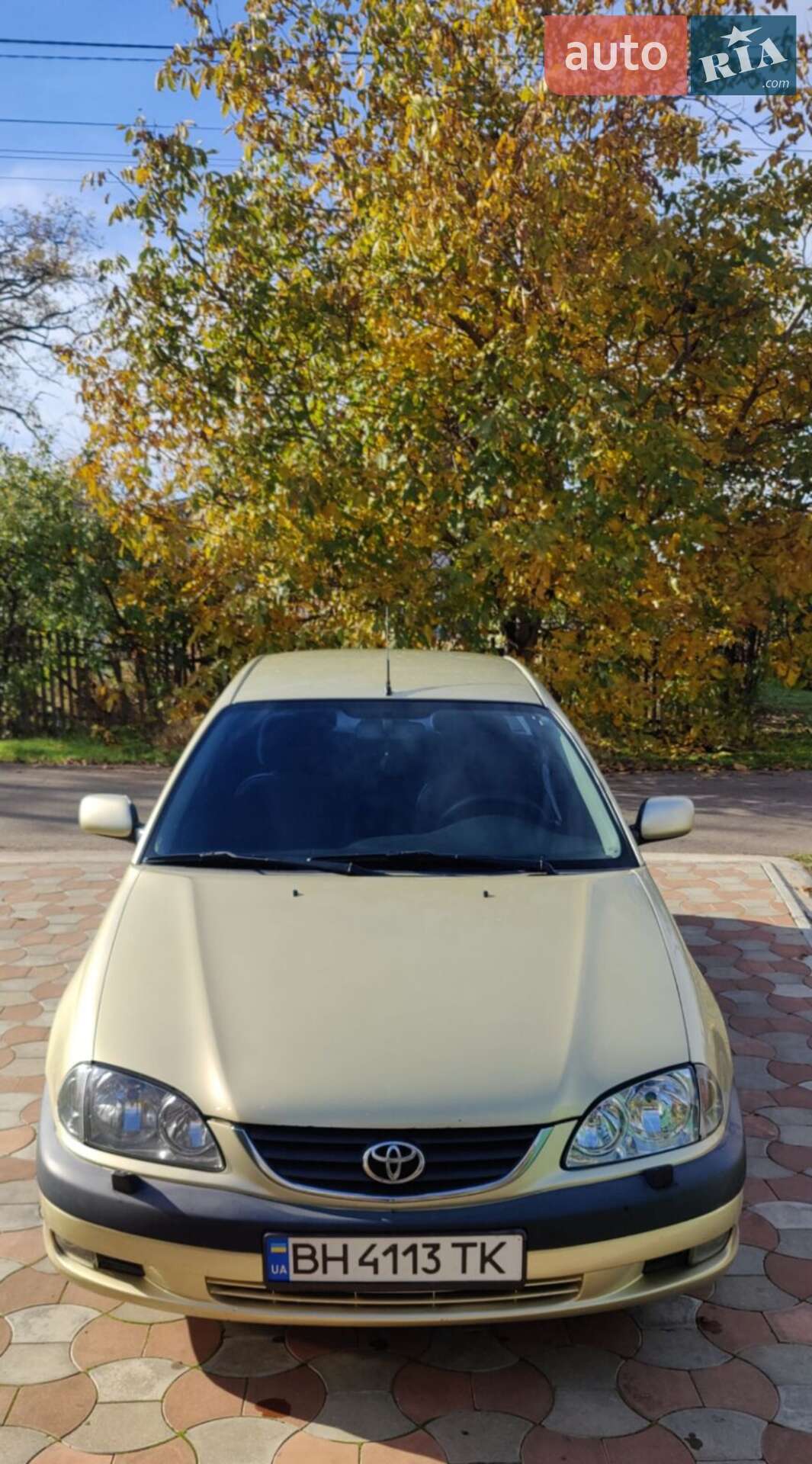 TOYOTA AVENSIS 2002