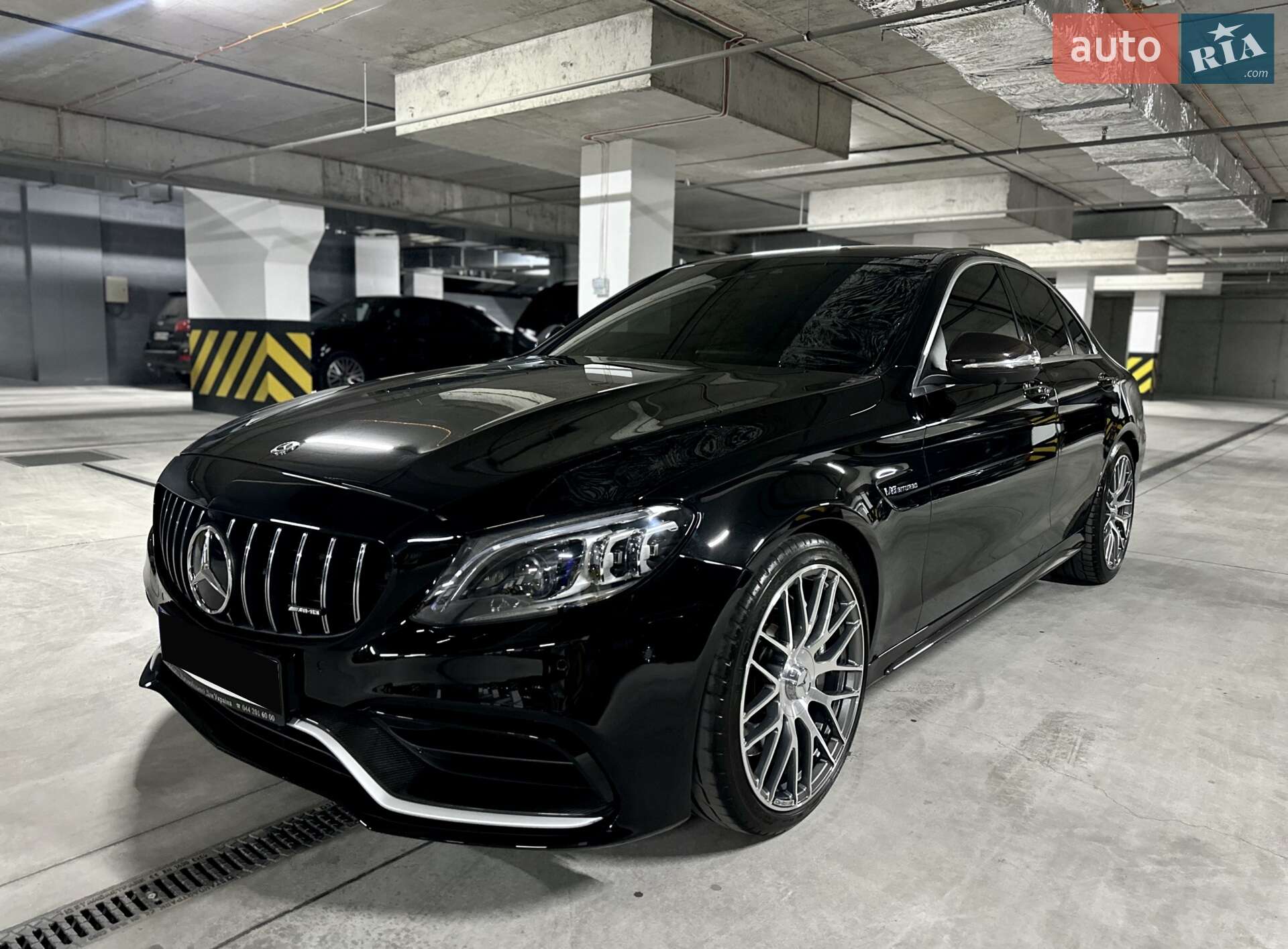 MERCEDES-BENZ C 63 2019