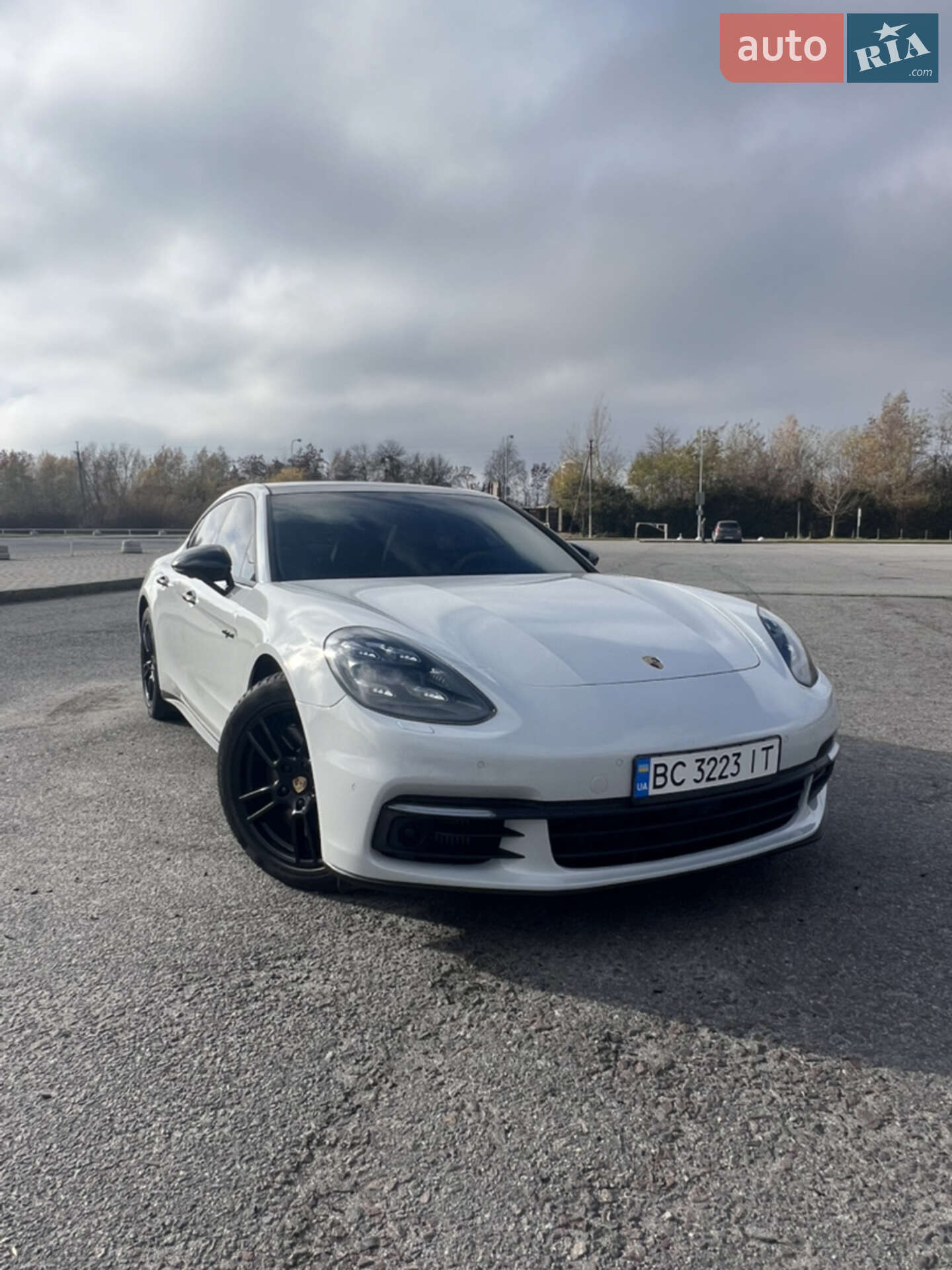 PORSCHE PANAMERA 2017