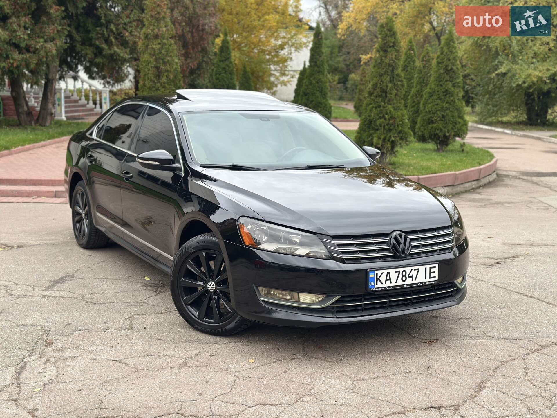 VOLKSWAGEN PASSAT 2011