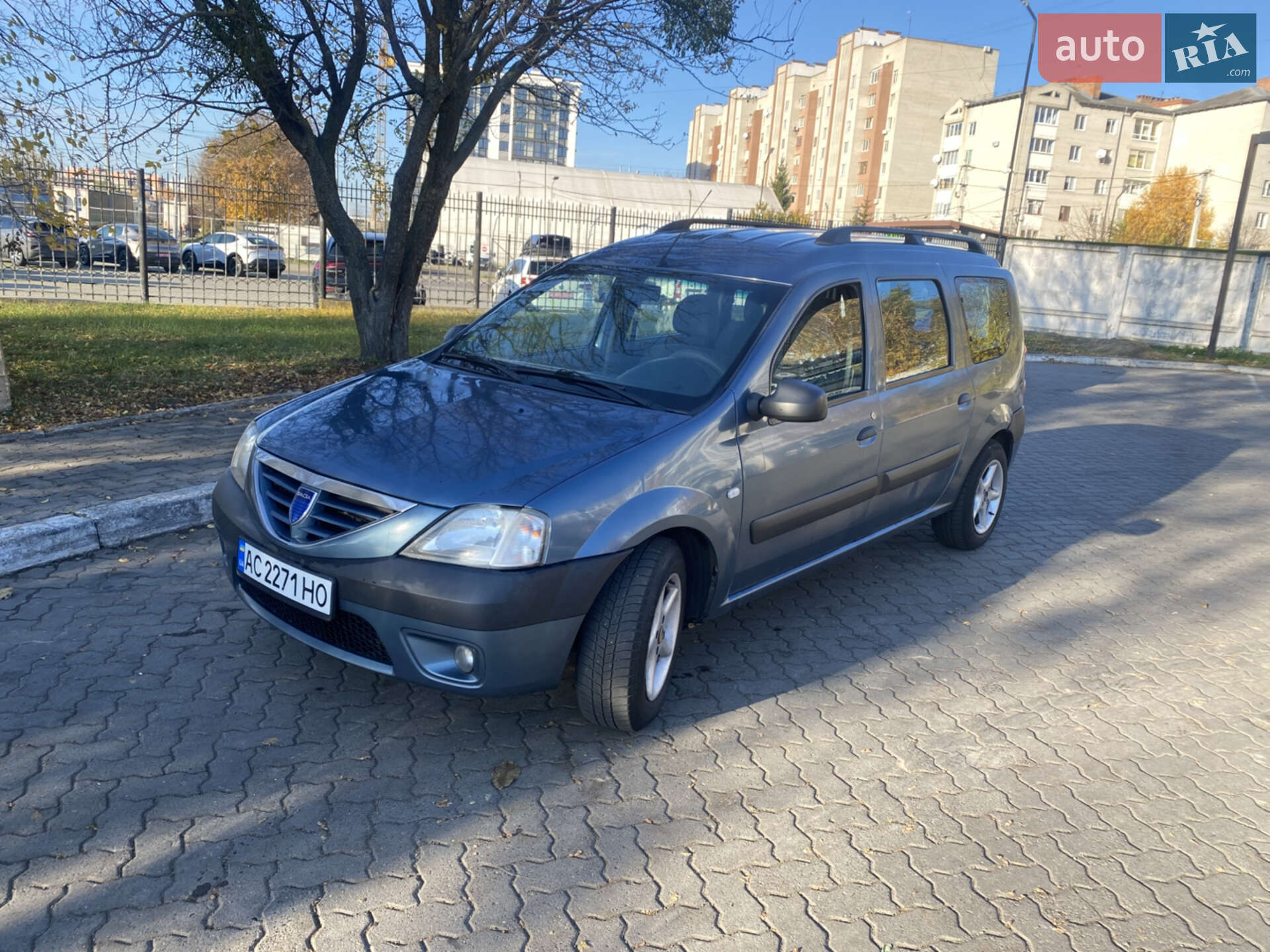 Головне фото звіту автомобіля DACIA LOGAN 2008