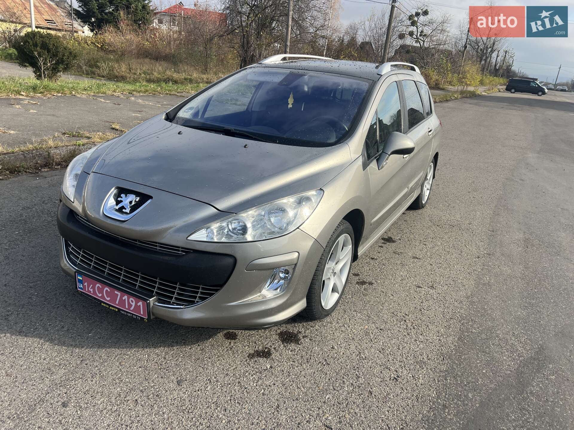 Головне фото звіту автомобіля PEUGEOT 308 2010