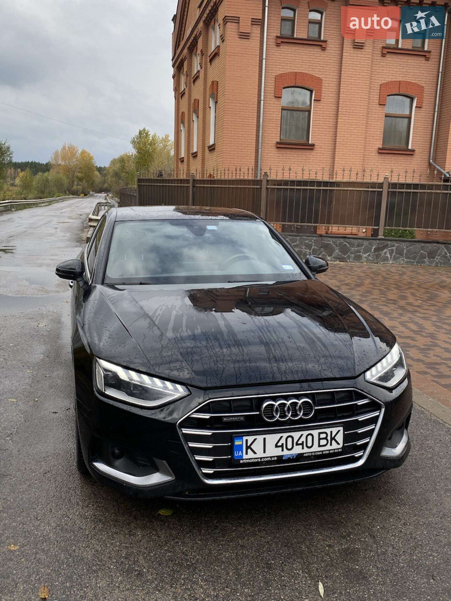 AUDI A4 2021