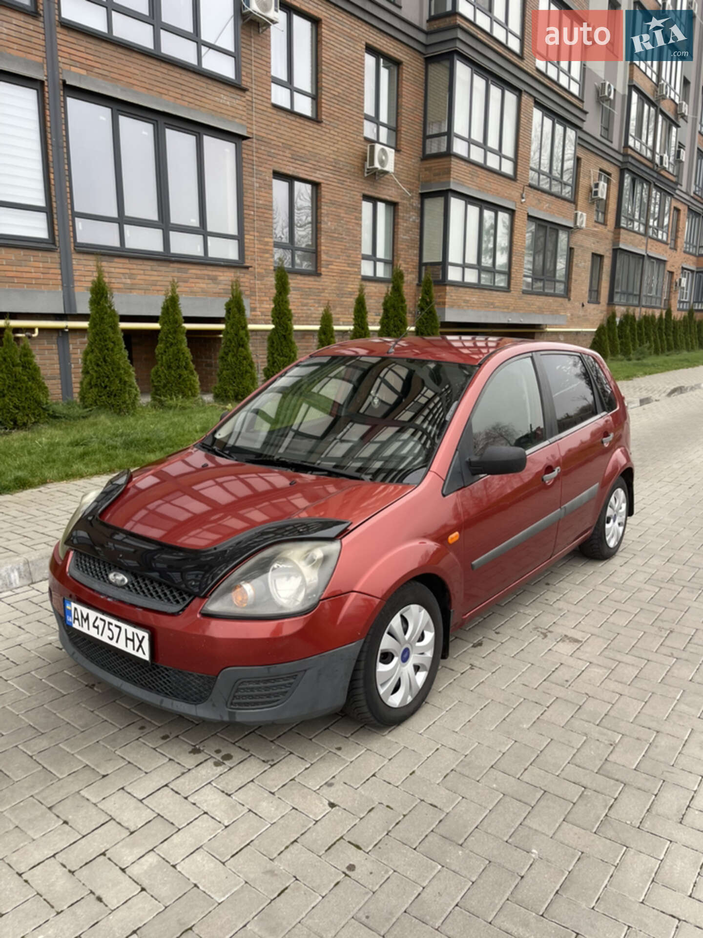 Головне фото звіту автомобіля FORD FIESTA 2006