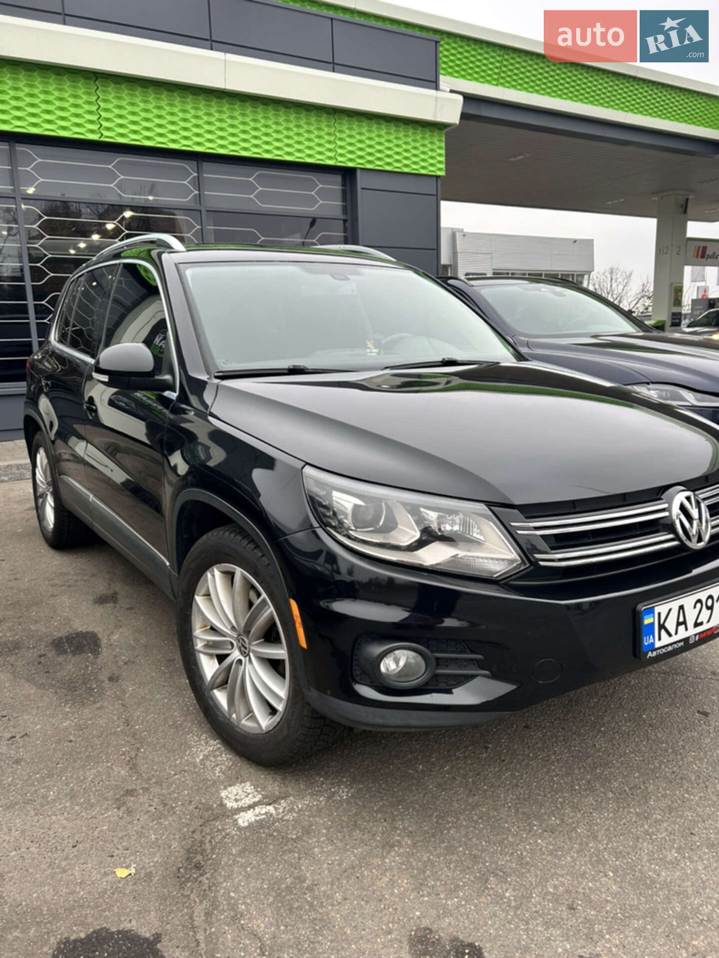VOLKSWAGEN TIGUAN 2016