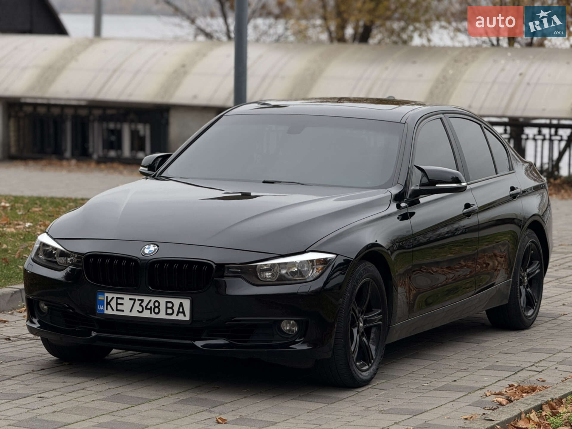BMW 328I