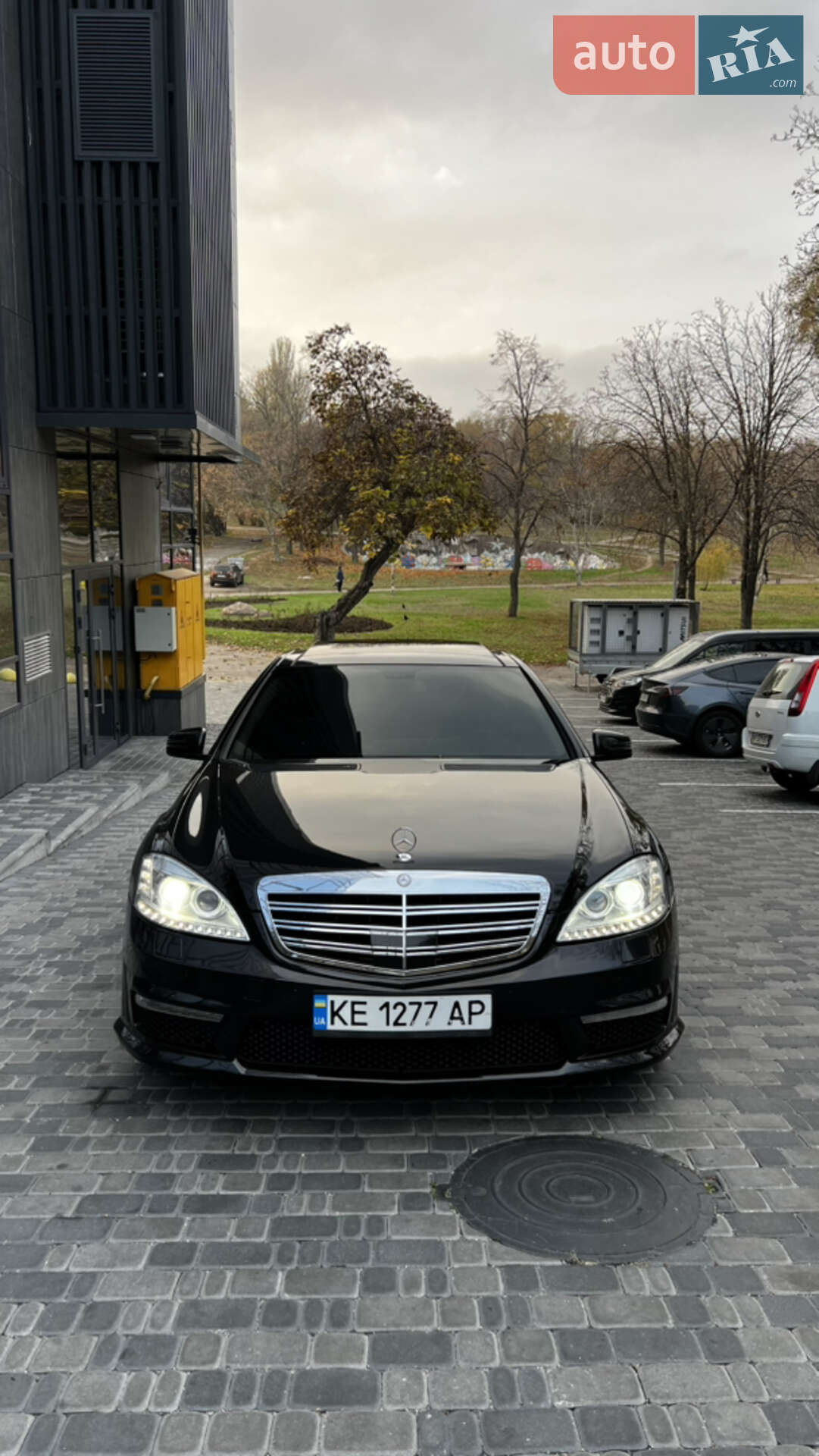 Головне фото звіту автомобіля MERCEDES-BENZ S 550 2007