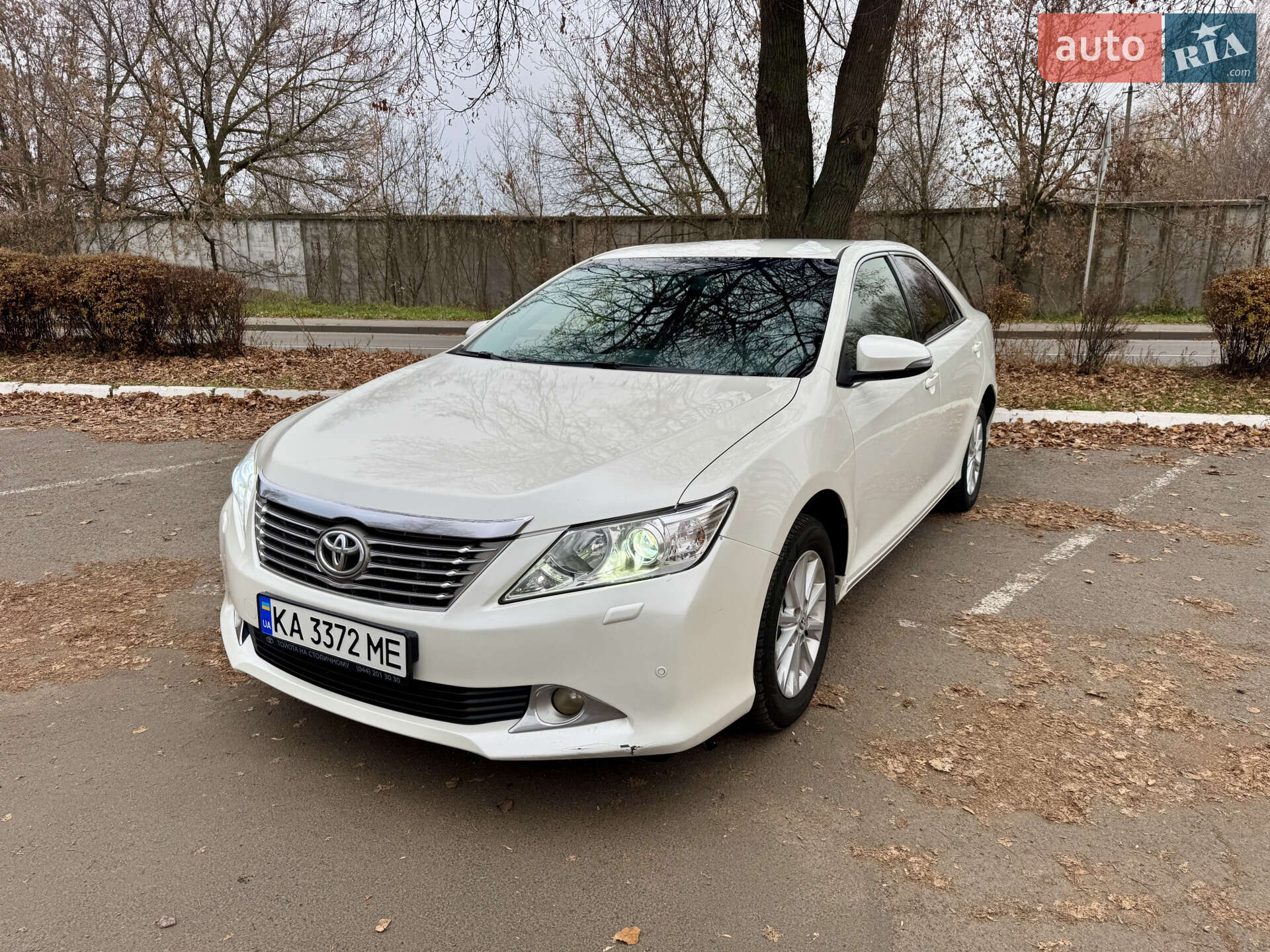 TOYOTA CAMRY