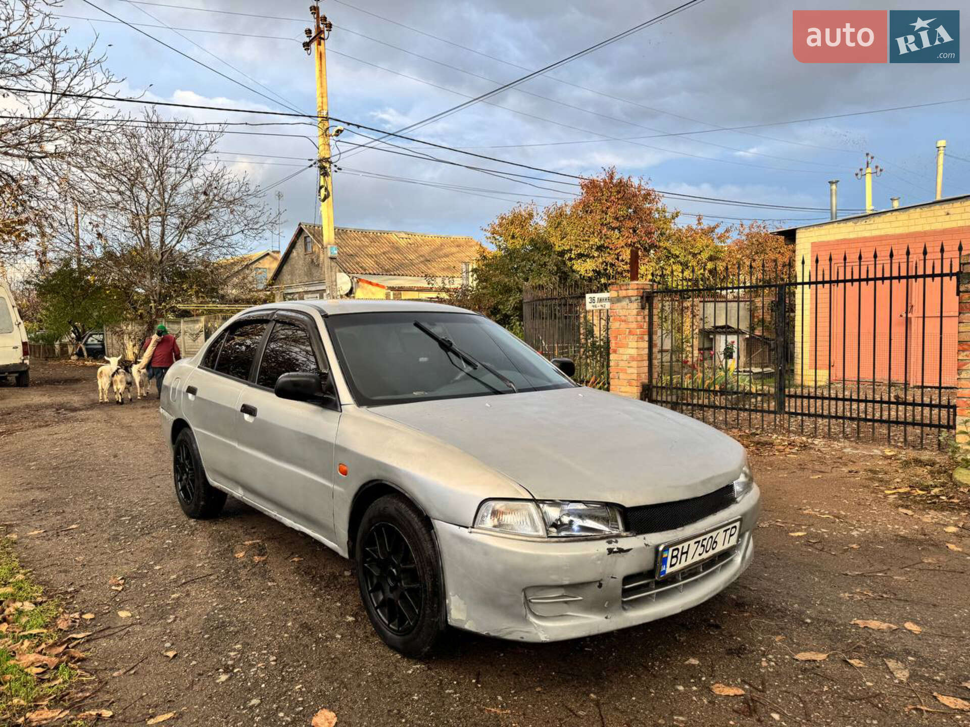 MITSUBISHI LANCER 1996