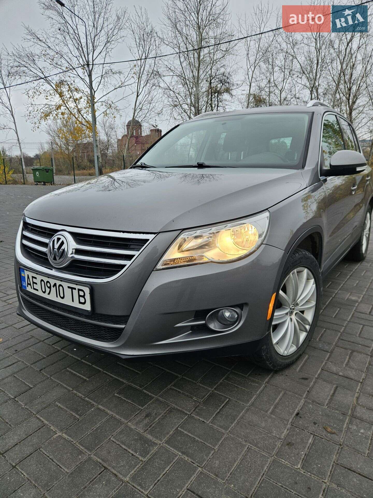 VOLKSWAGEN TIGUAN 2011