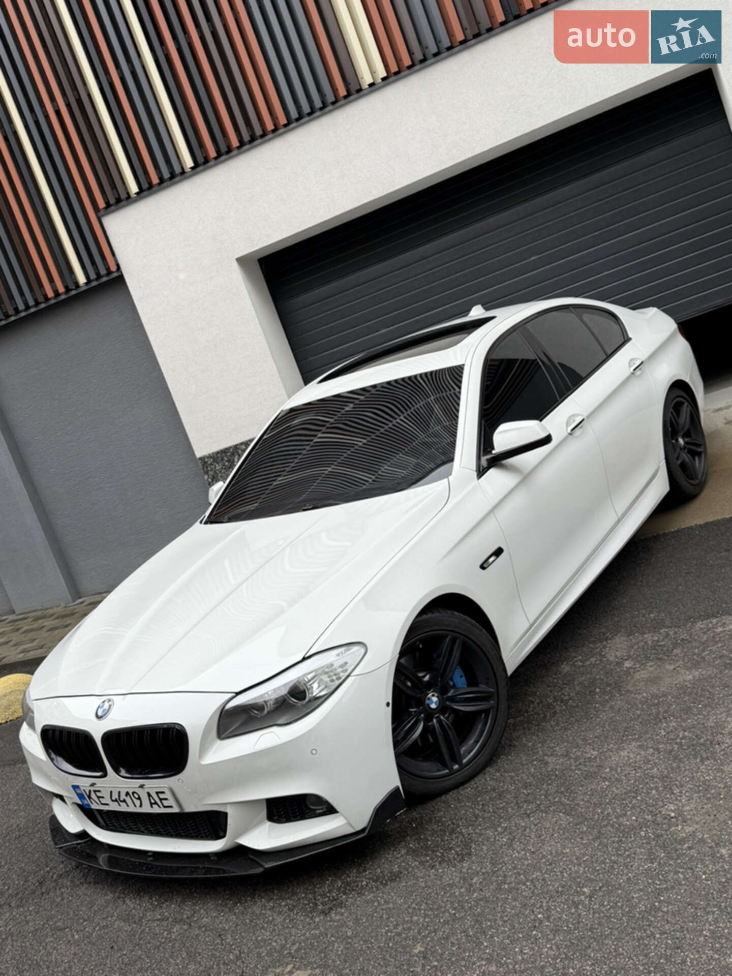 Головне фото звіту автомобіля BMW 535I 2012