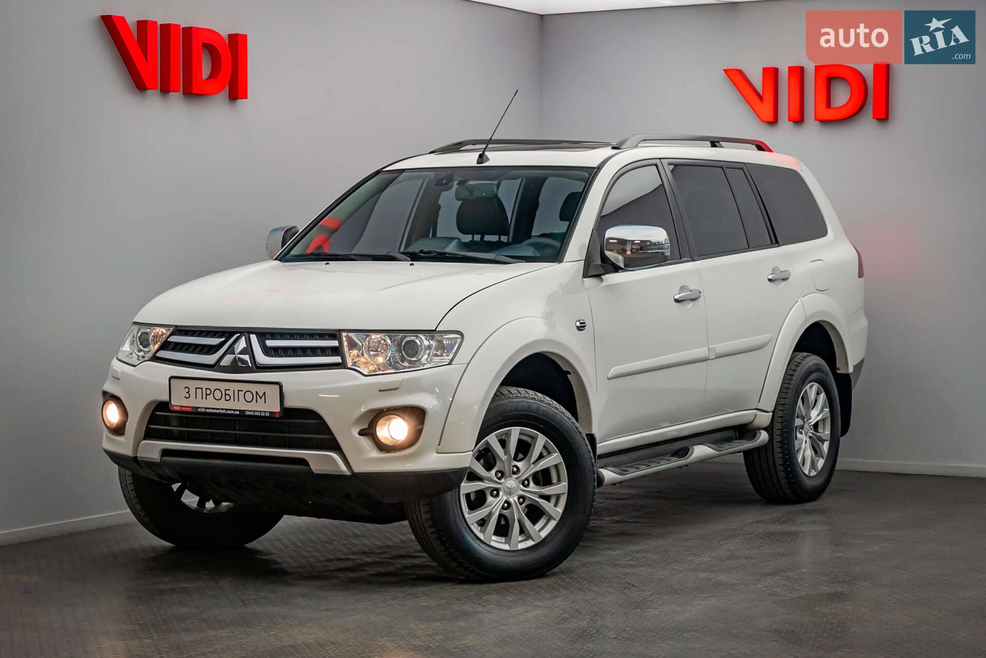 MITSUBISHI PAJERO SPORT 2015