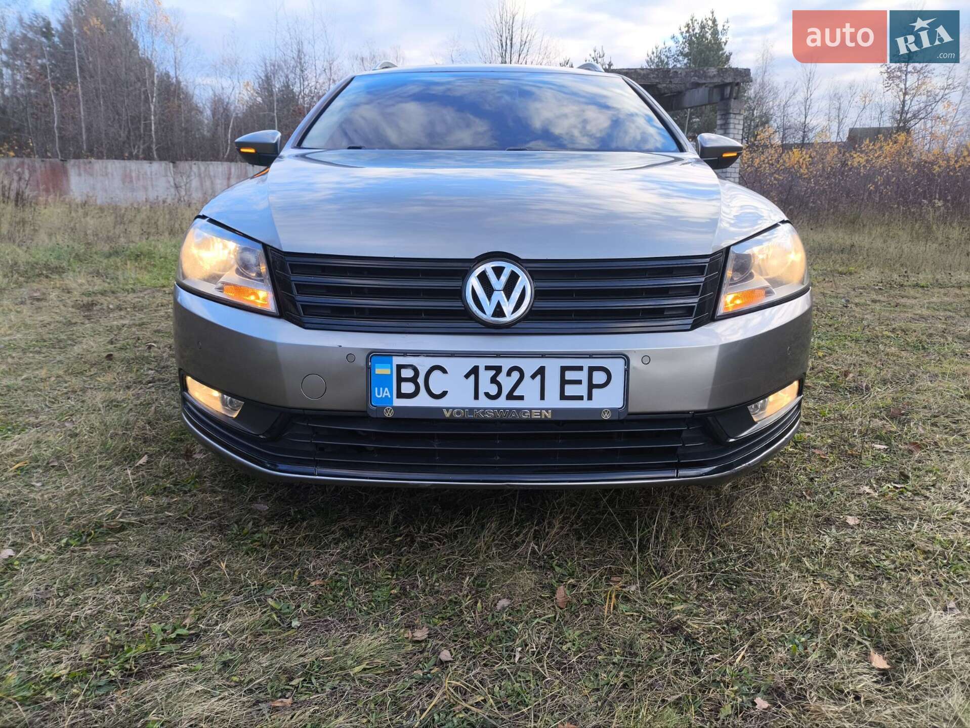 VOLKSWAGEN PASSAT 2012