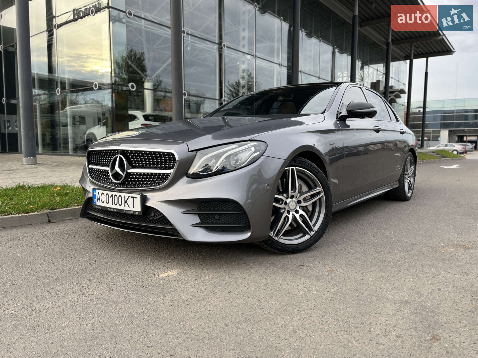 MERCEDES-BENZ E 350 2016
