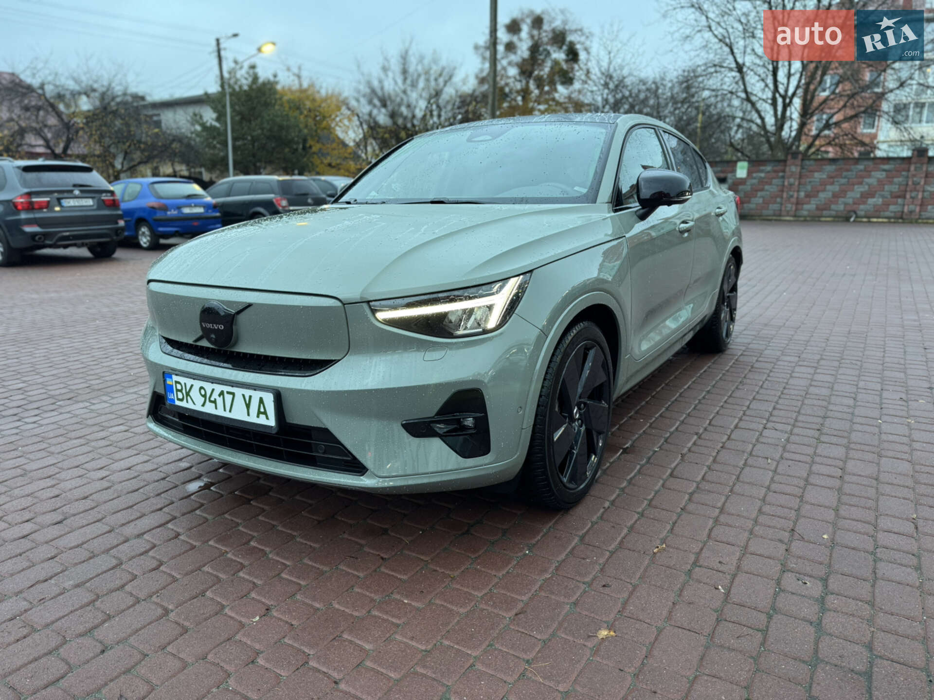 VOLVO C40 2023