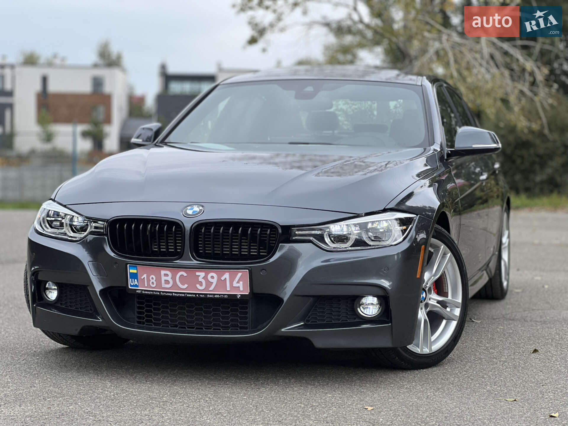 BMW 330Е 2017