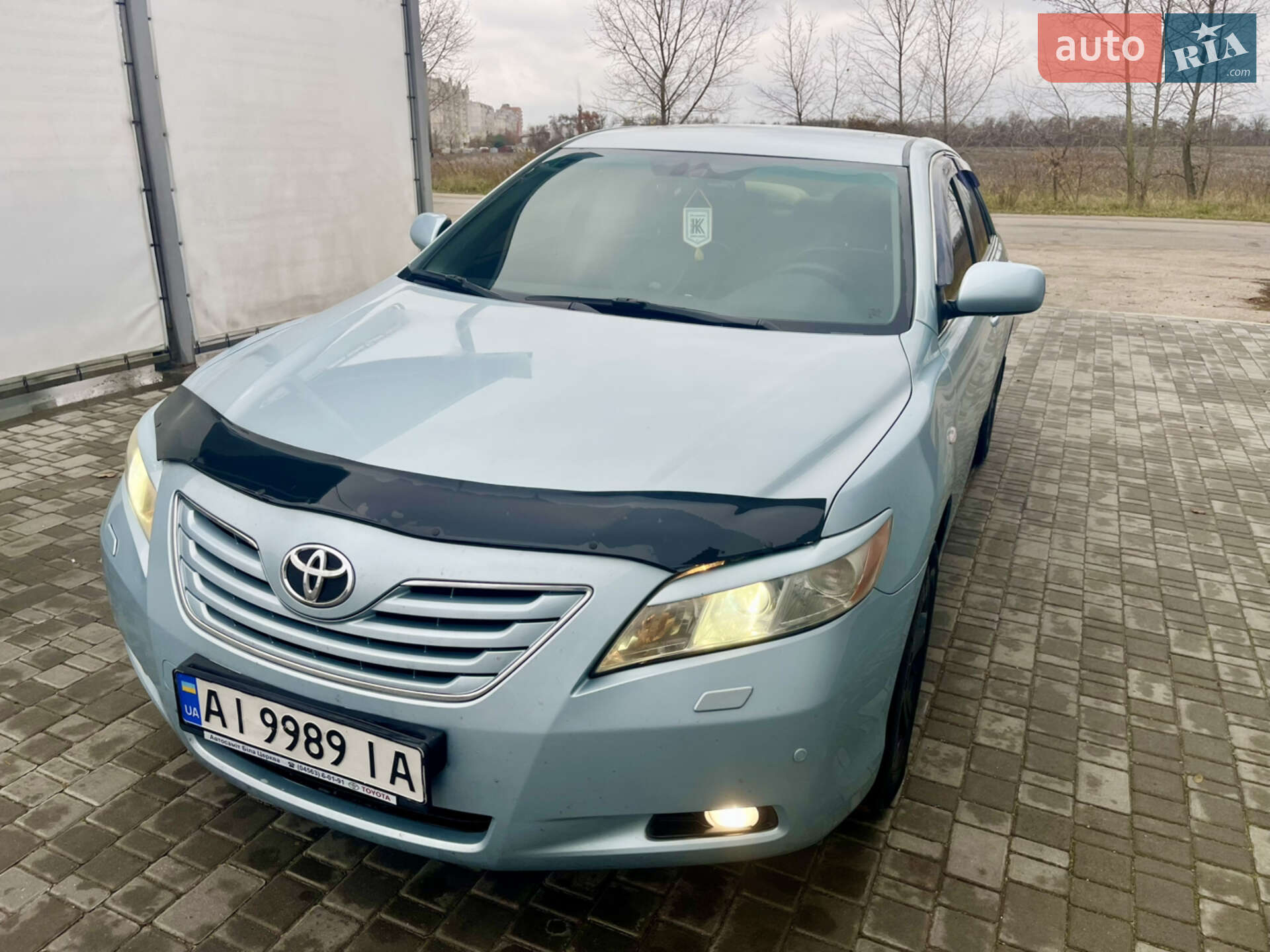TOYOTA CAMRY