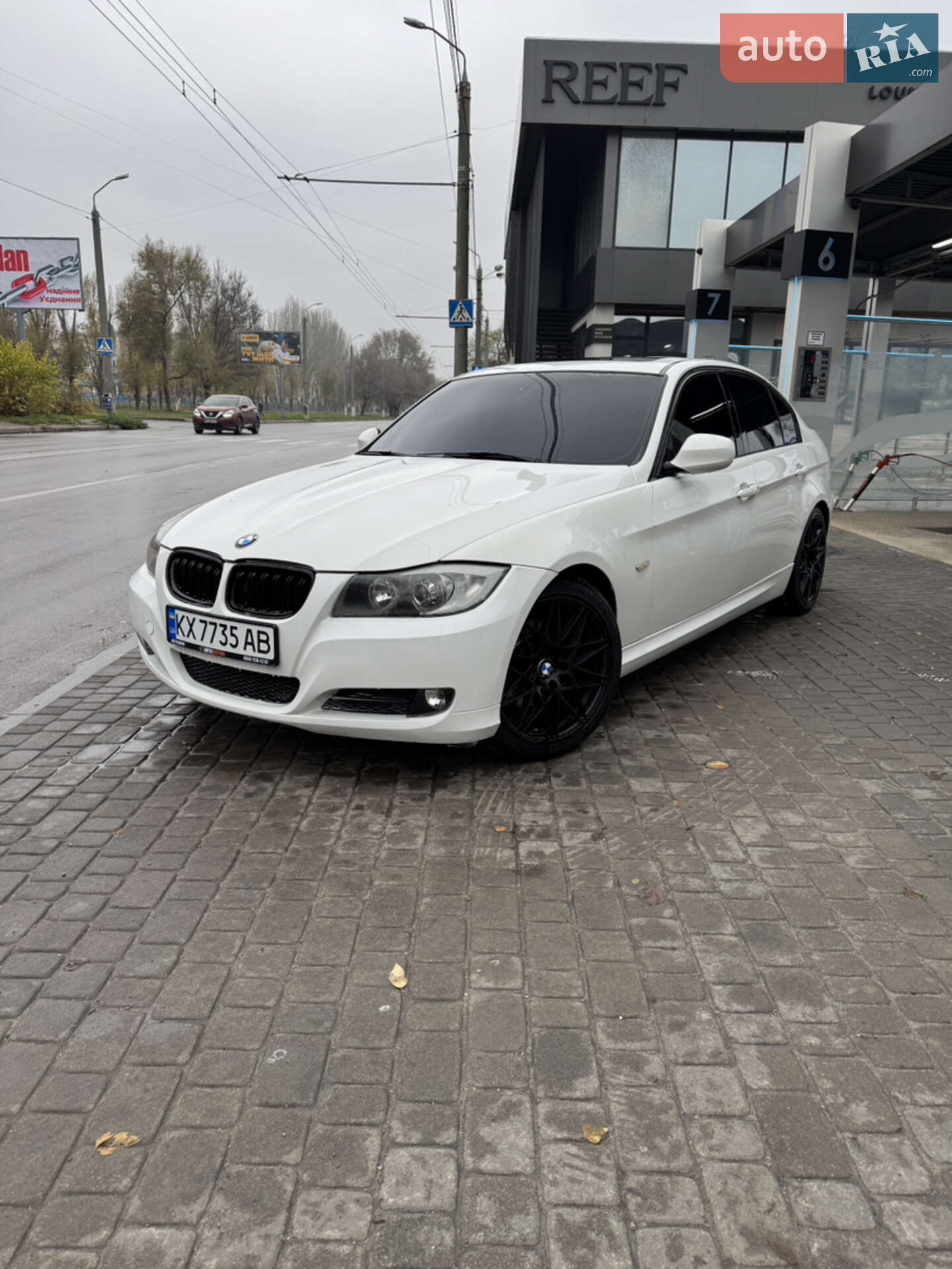 BMW 328I 2011