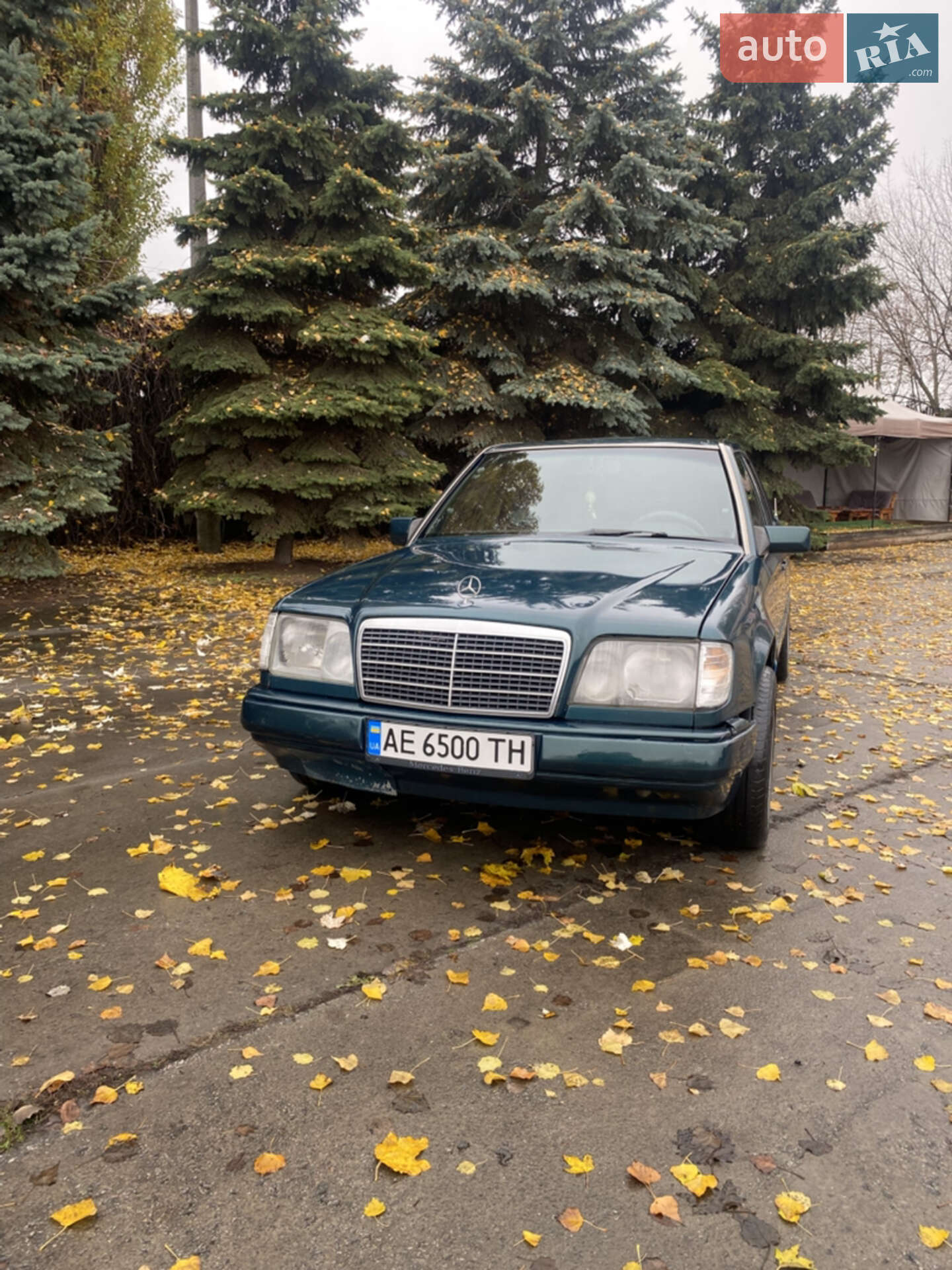 MERCEDES-BENZ E 220 1994