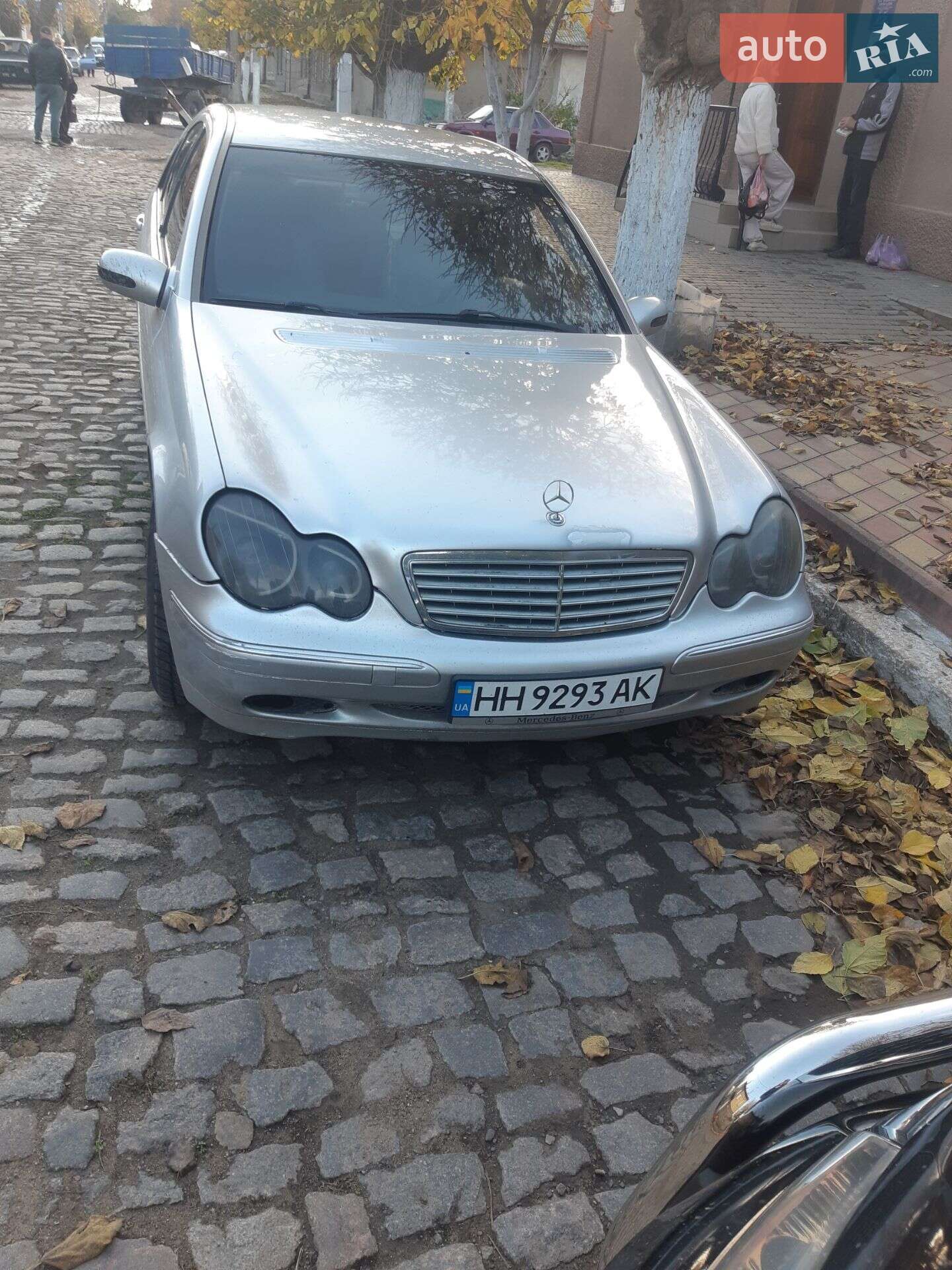 MERCEDES-BENZ C 240 2001