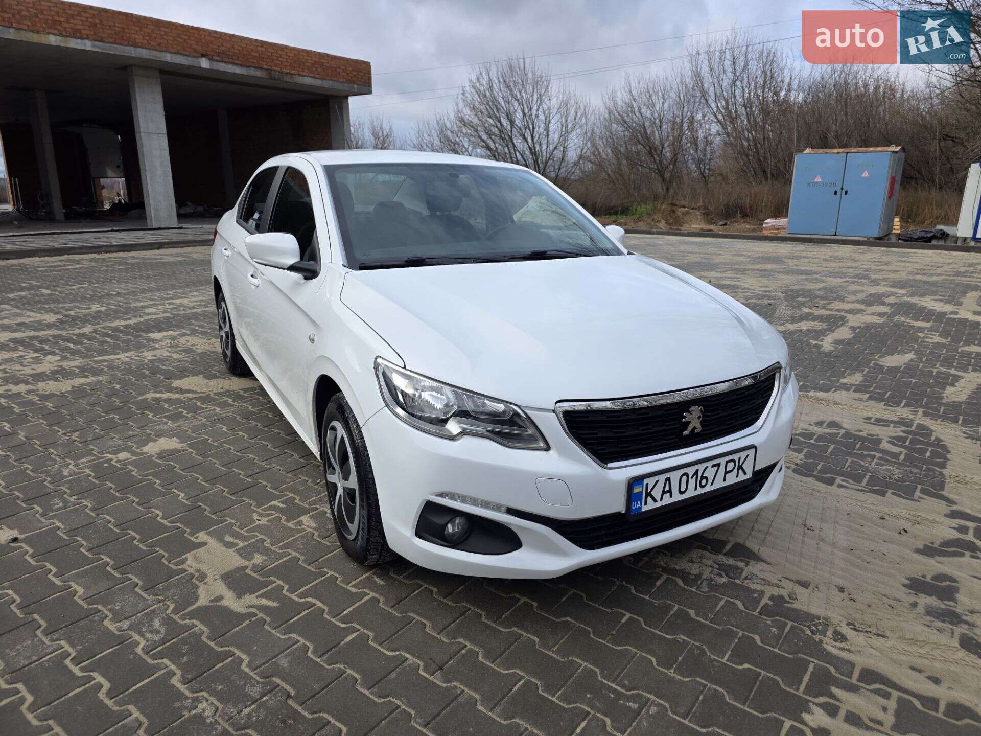 PEUGEOT 301 2018