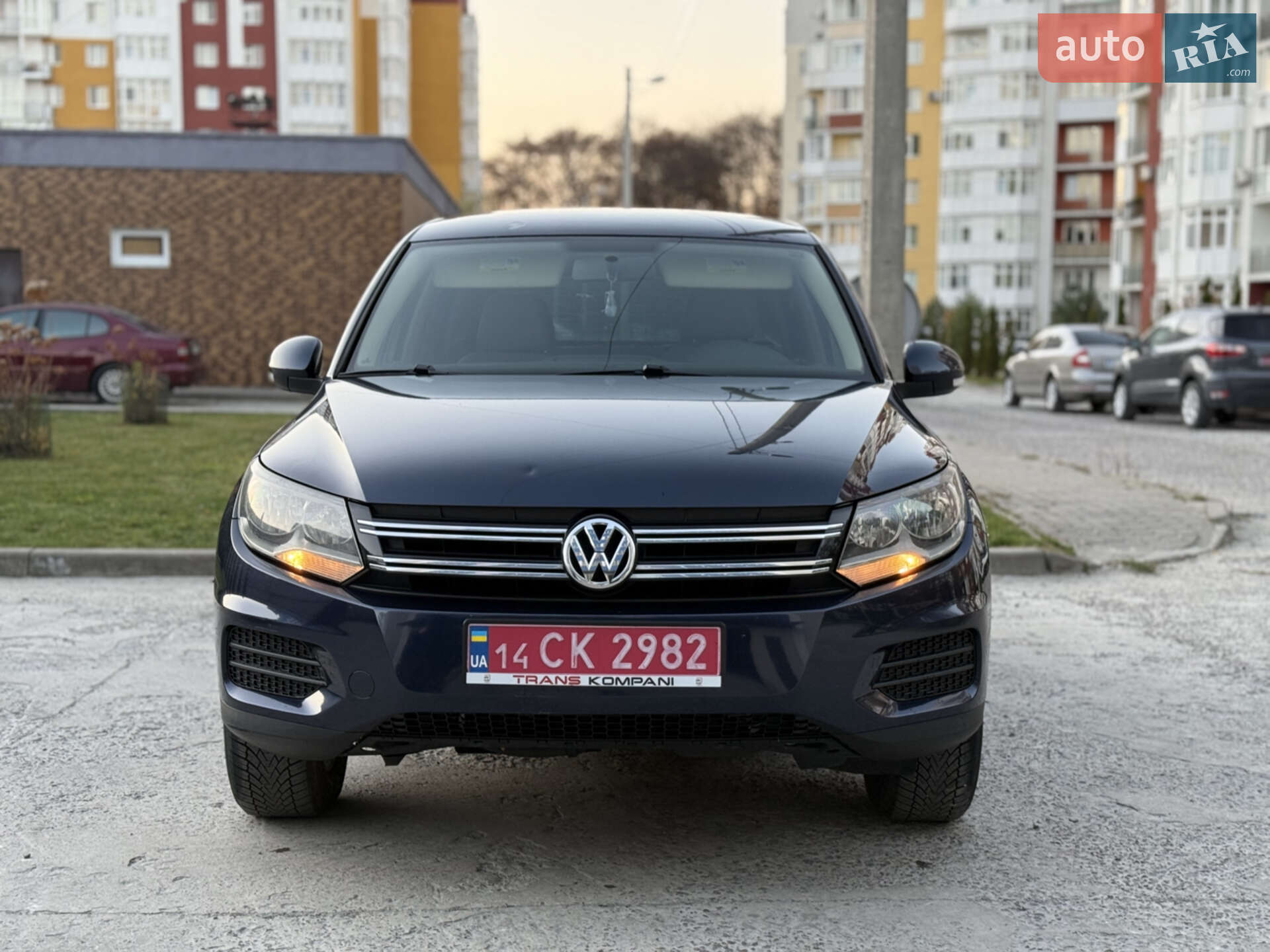 VOLKSWAGEN TIGUAN 2012