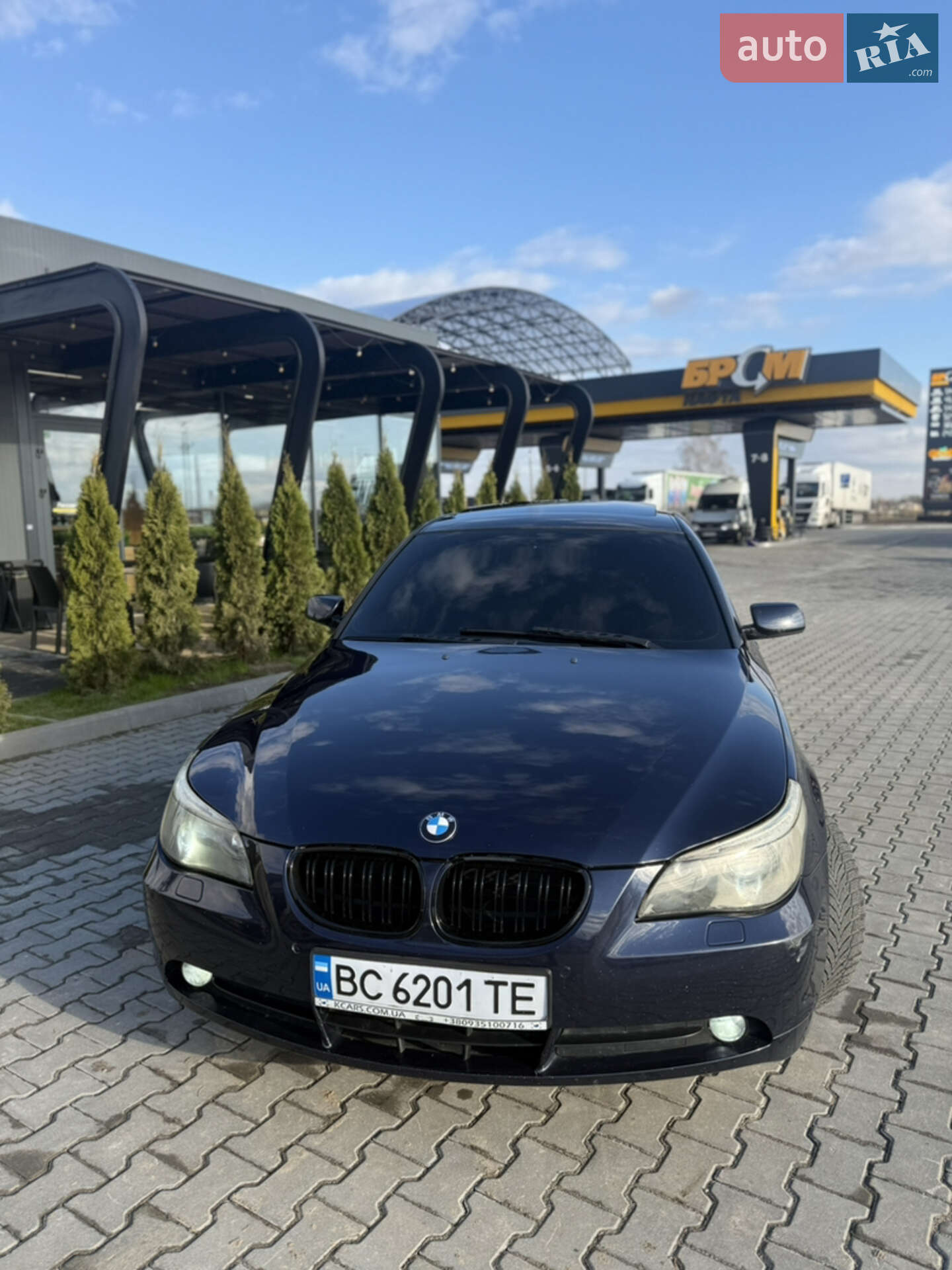 Головне фото звіту автомобіля BMW 520I 2004