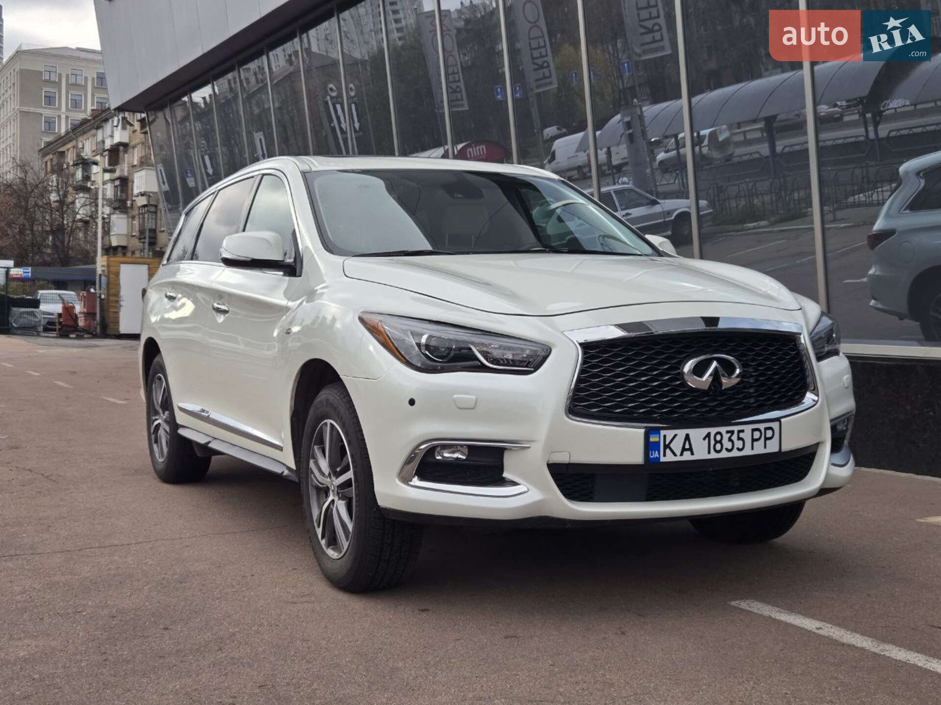 INFINITI QX60 2019