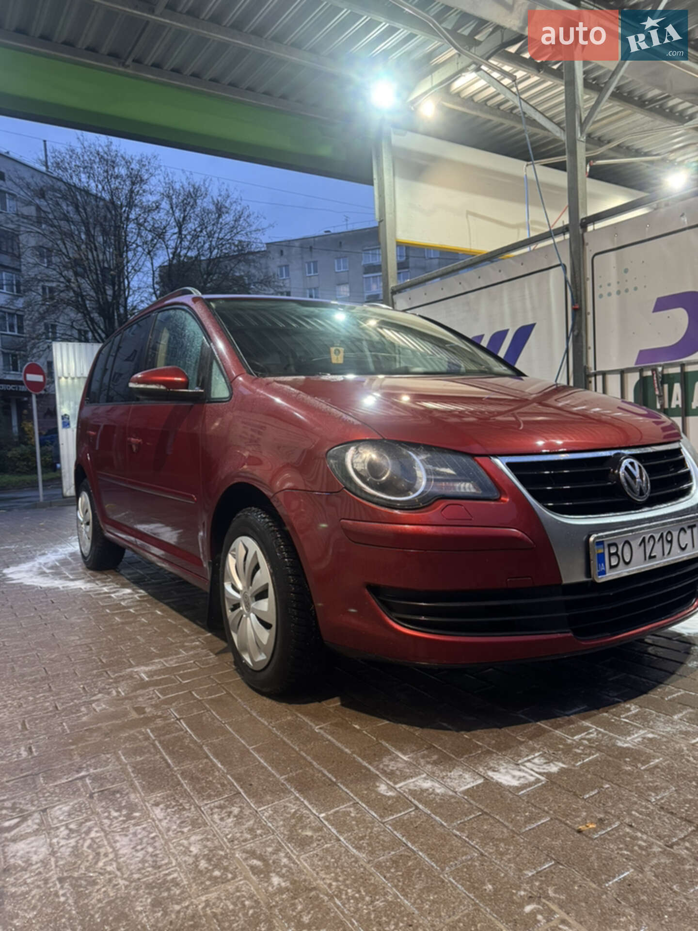 VOLKSWAGEN TOURAN 2009